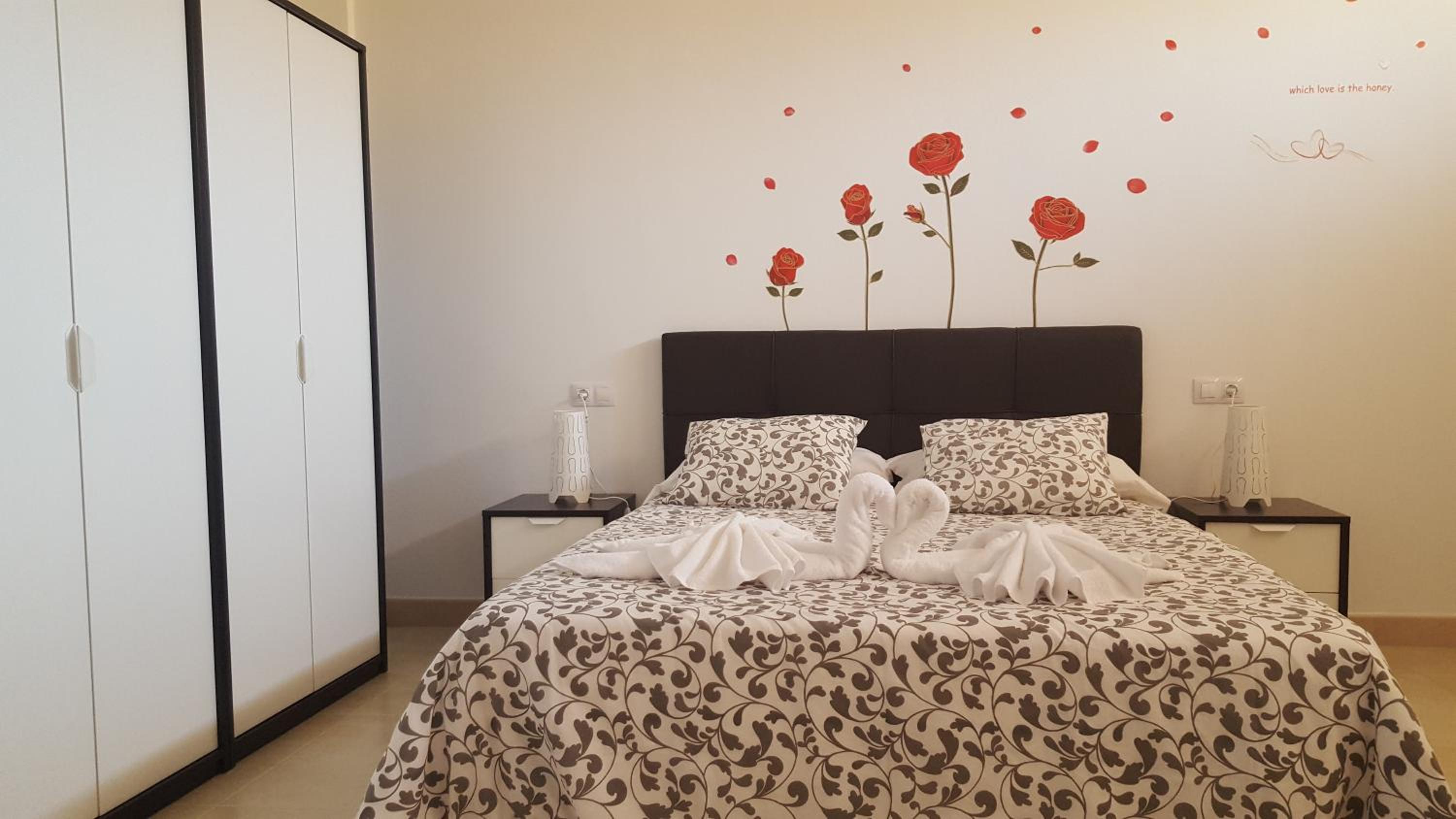 Apartamento con vista a la piscina