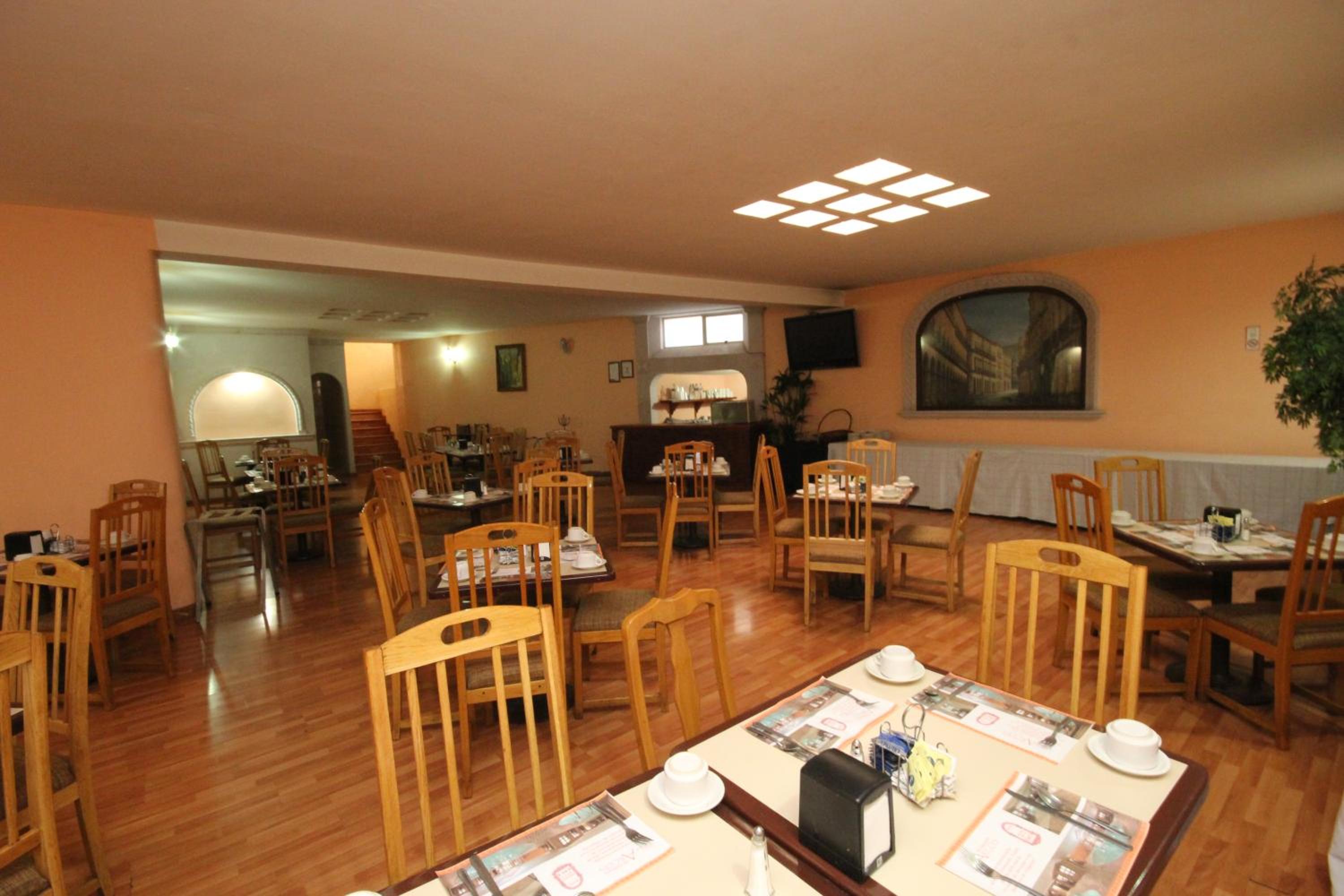 Double Room - Photo 8