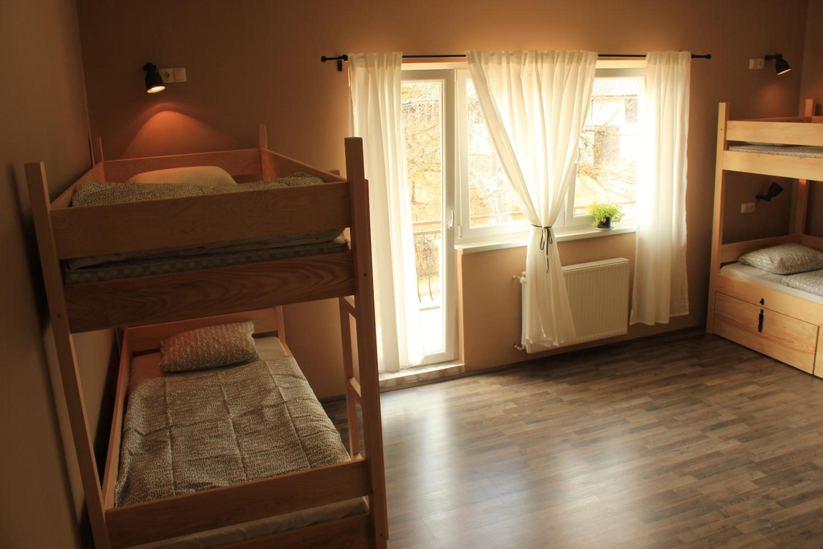 Bed in 8-Bed Mixed Dormitory Room photo 3