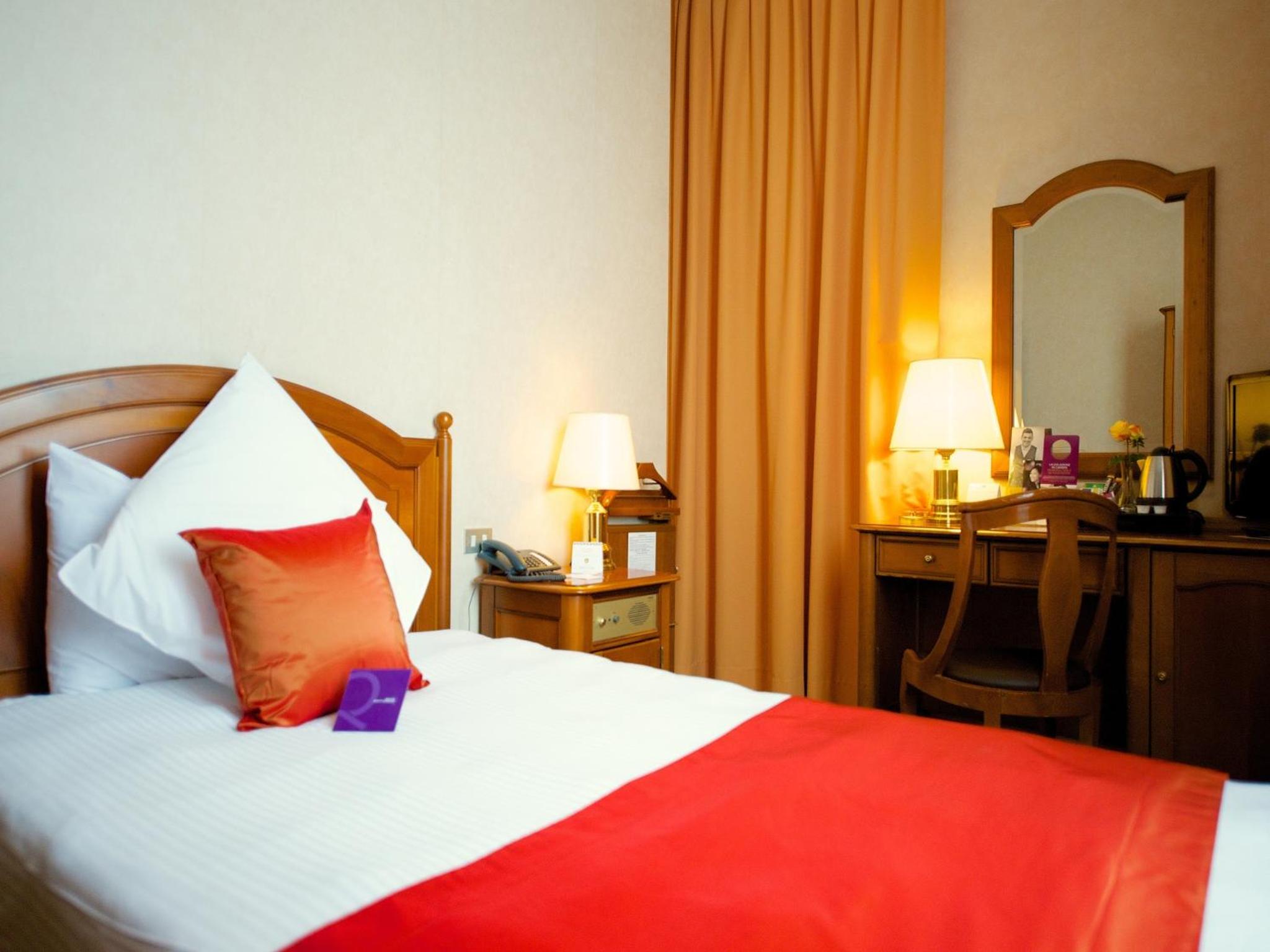 Classic Single Room