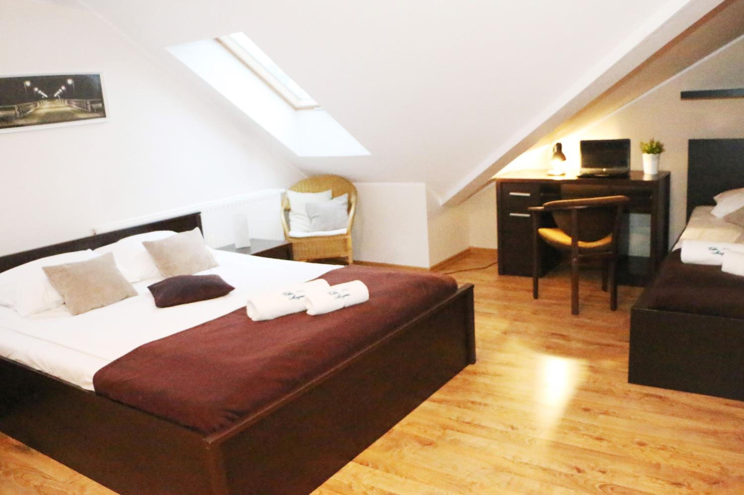 Apartment (4 Adults) - Photo 12
