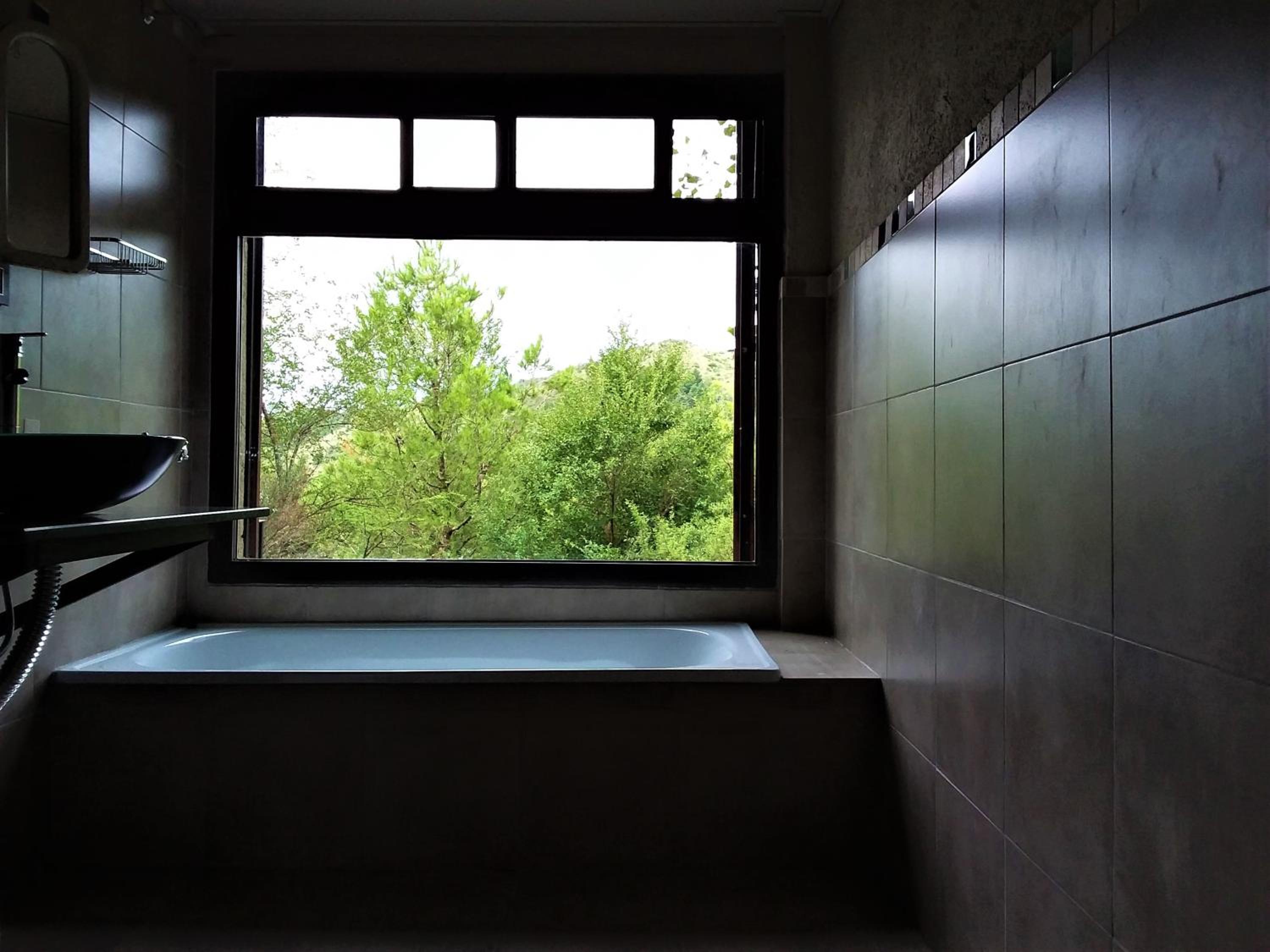 Suite with Lake View photo 3