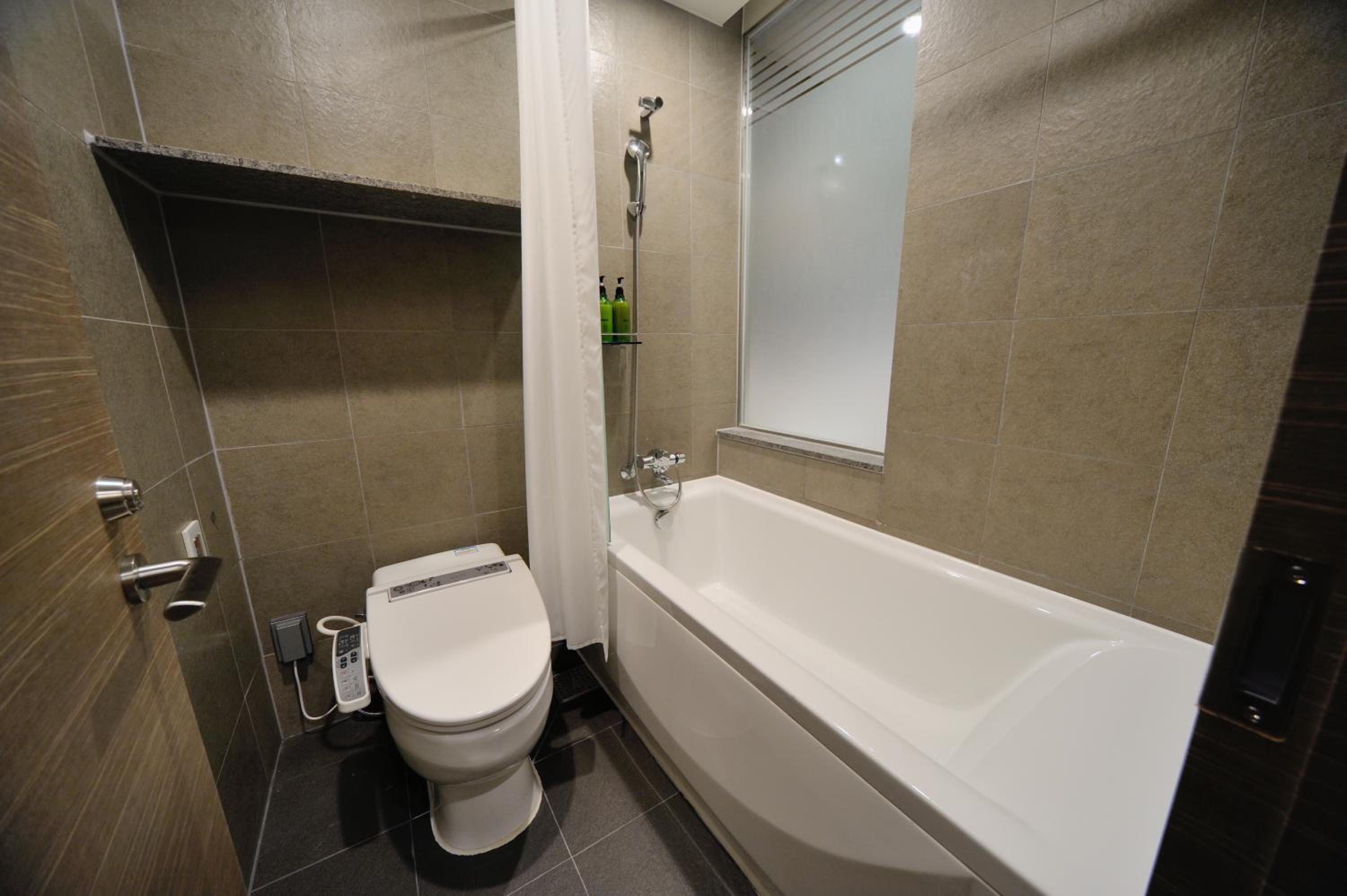 Superior Twin Room(10F-16F) photo 2