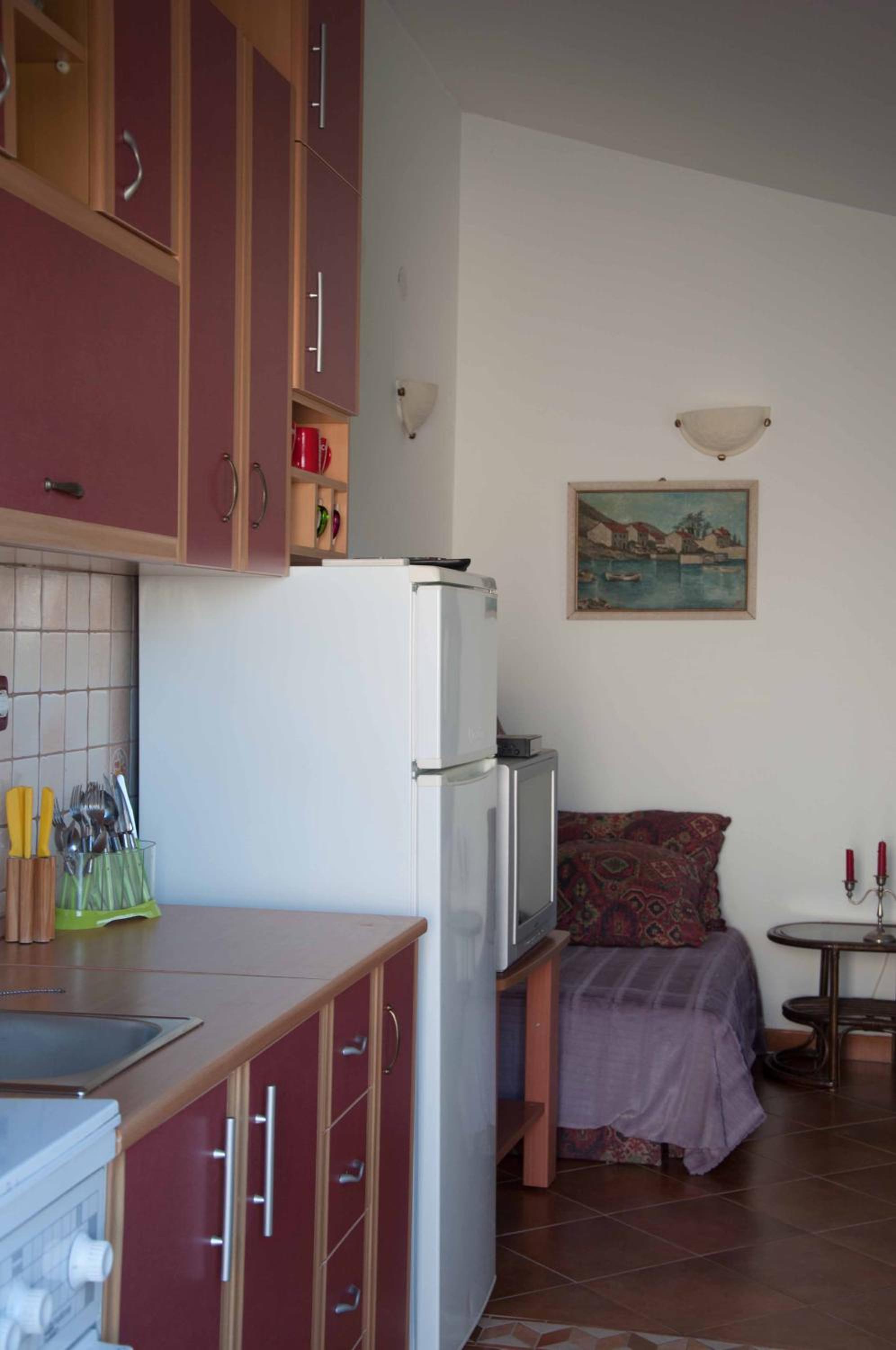 Apartment - Photo 2