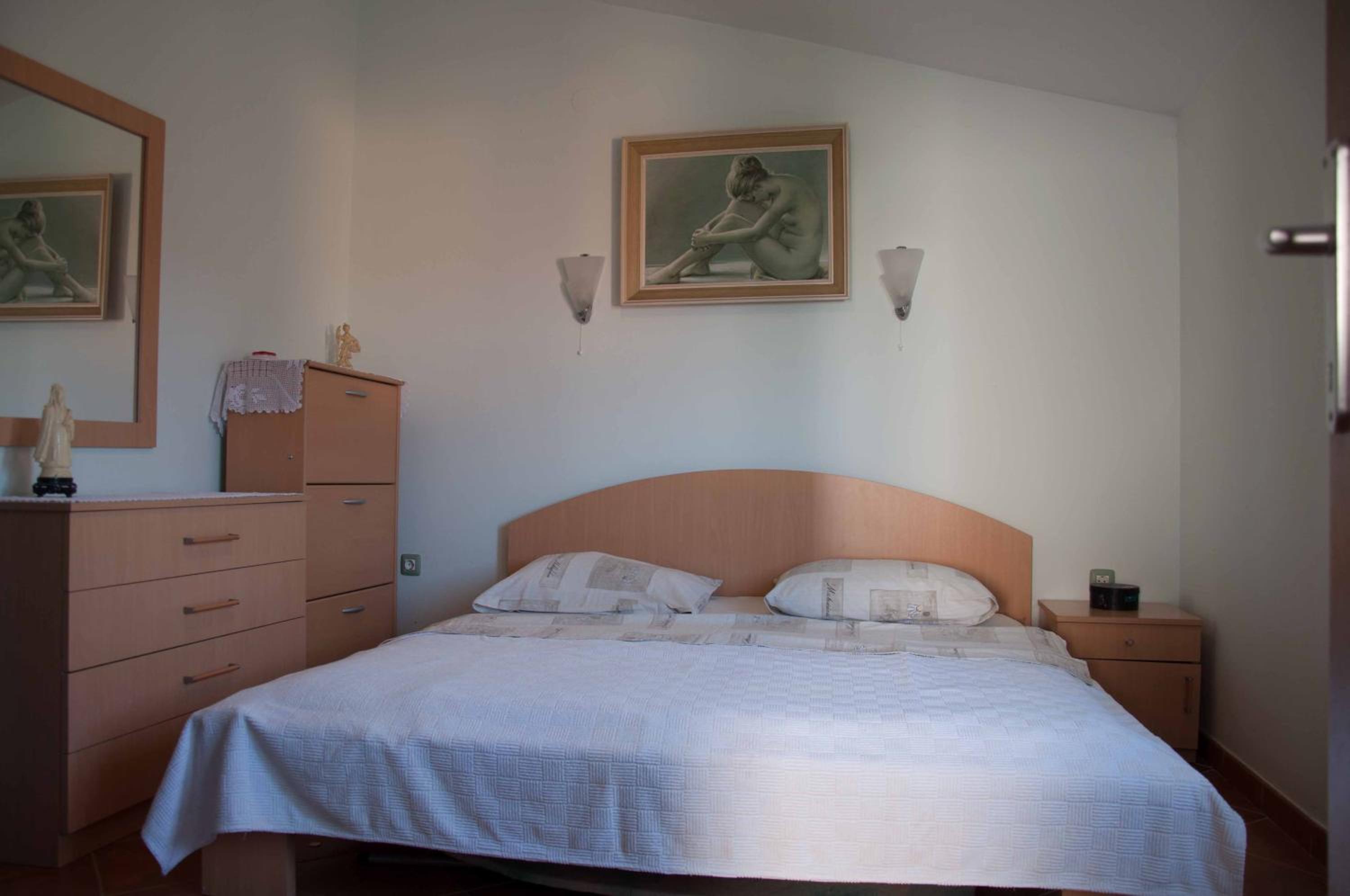 Apartment - Photo 8