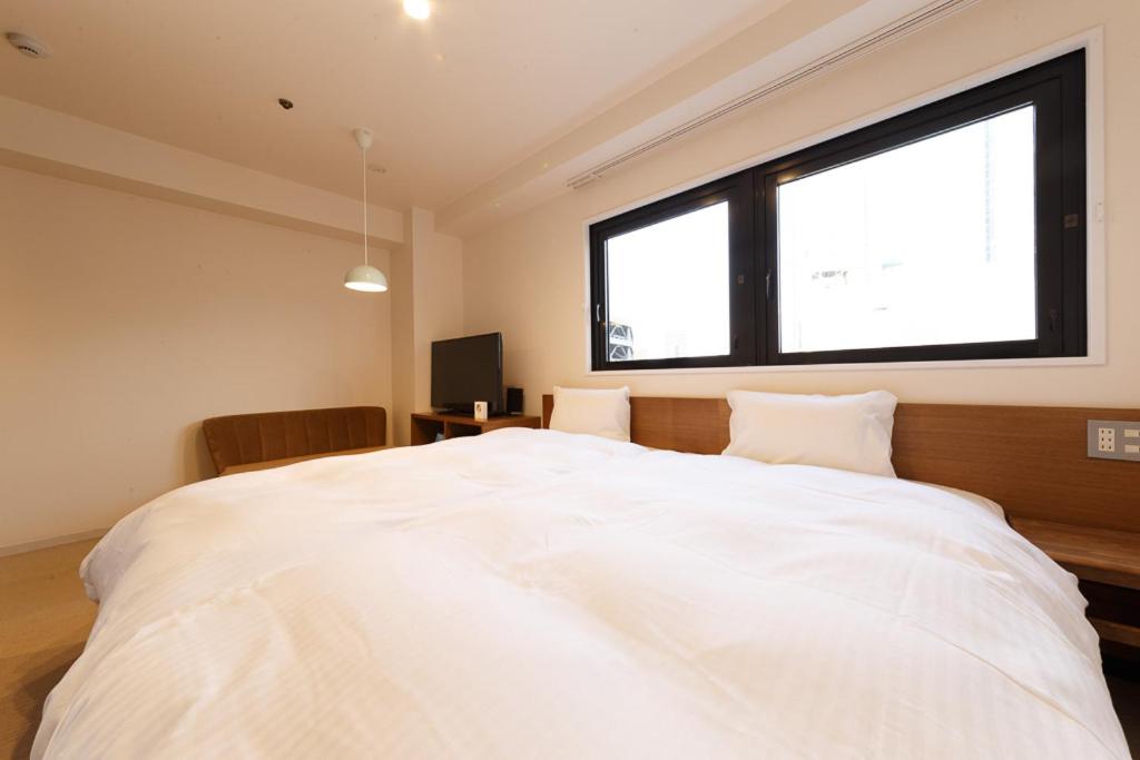 Twin Room with Bathroom - Non-Smoking