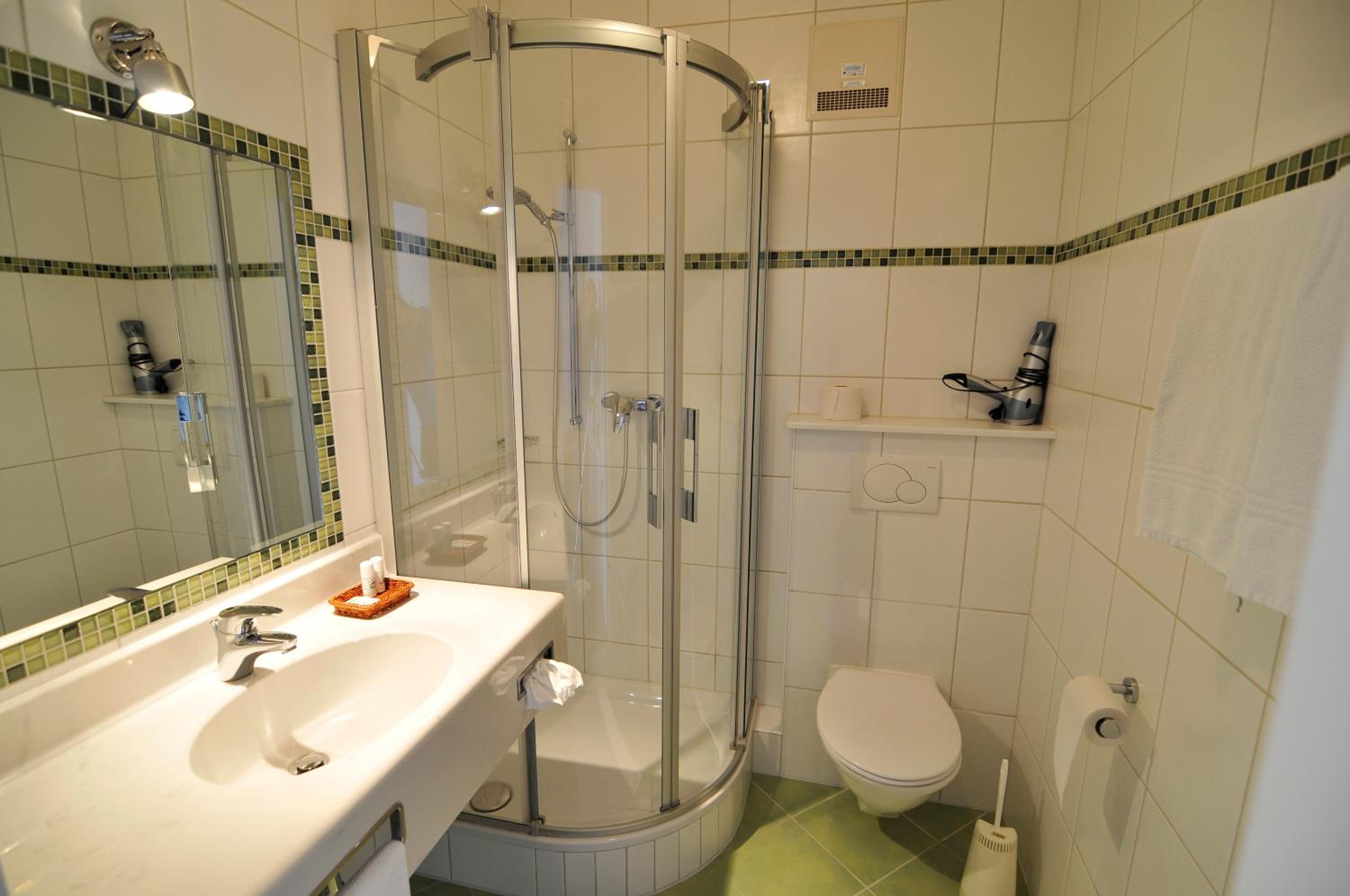 Single Room photo 2
