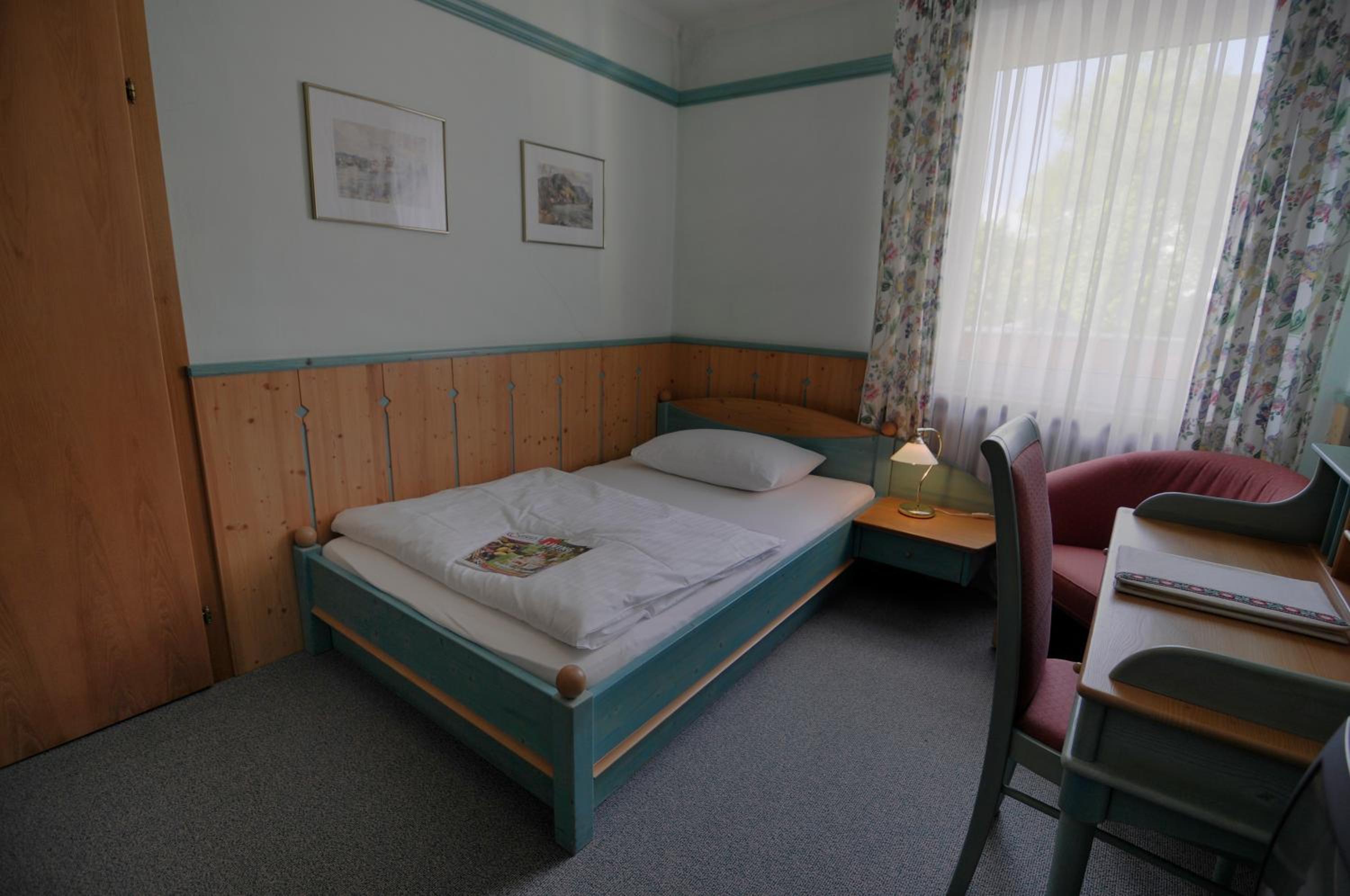 Single Room photo 1