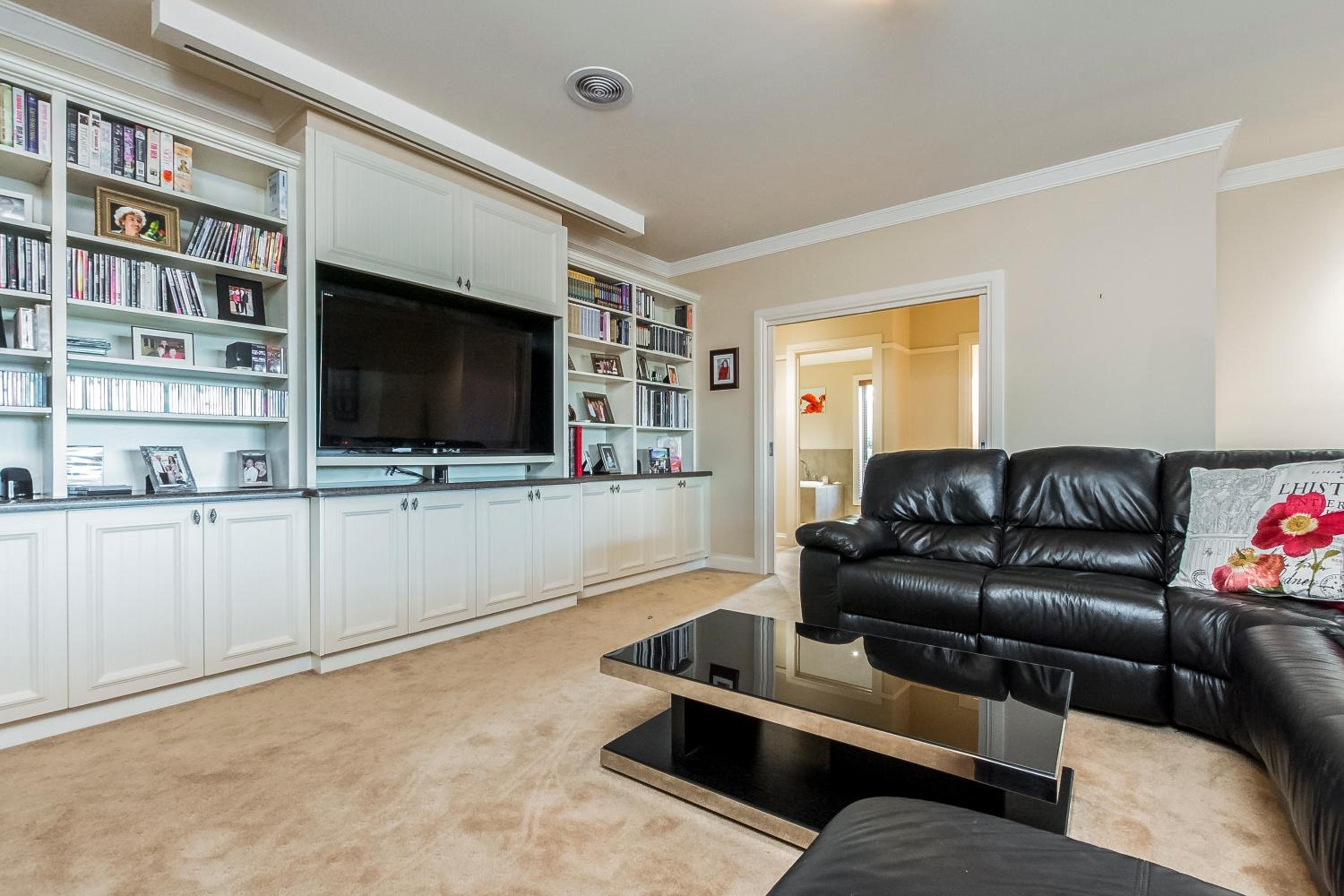 Three-Bedroom Suite photo 3