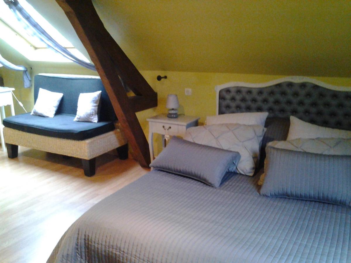 Double Room - Photo 7