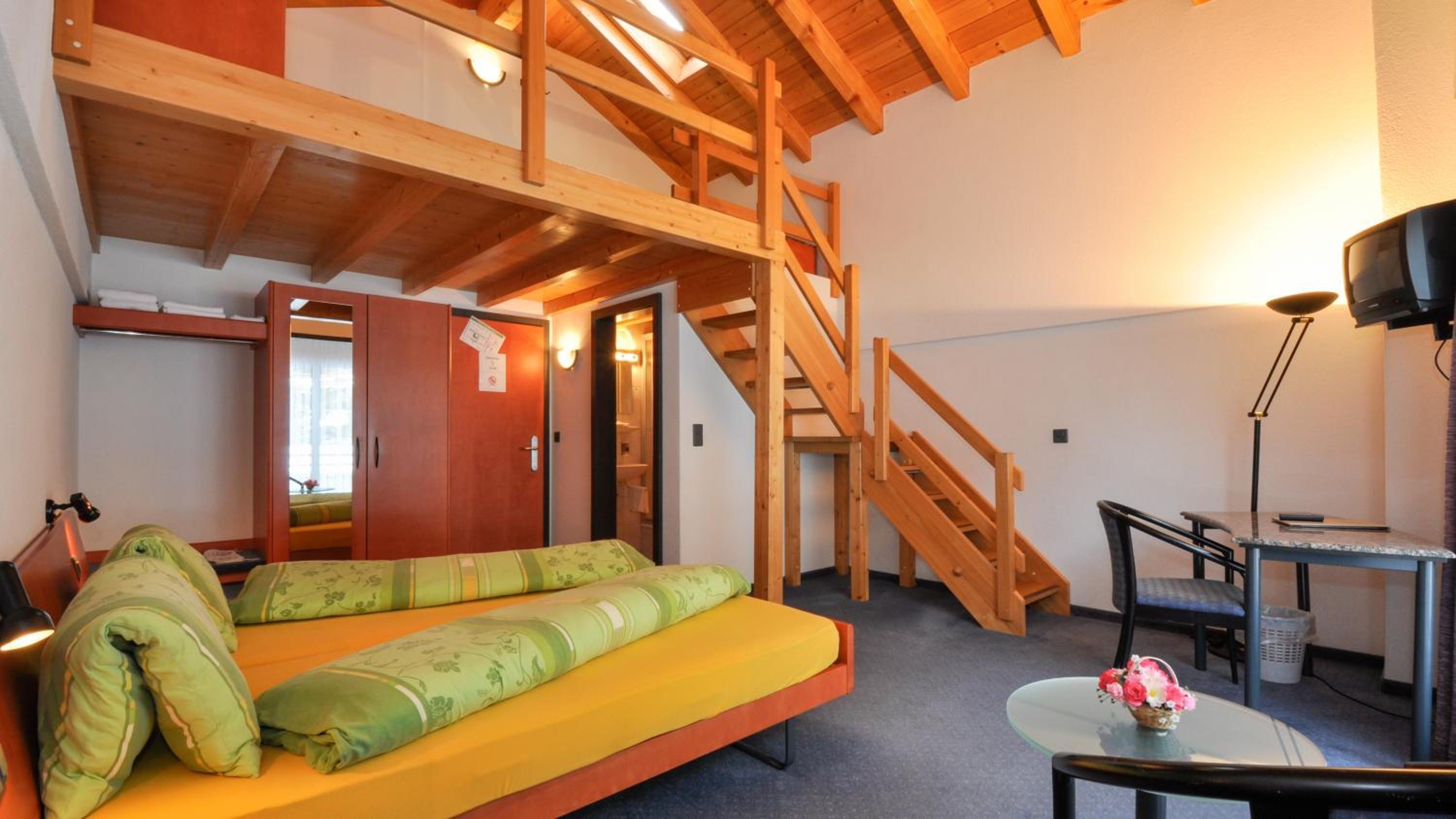 Double or Twin Room - Photo 7