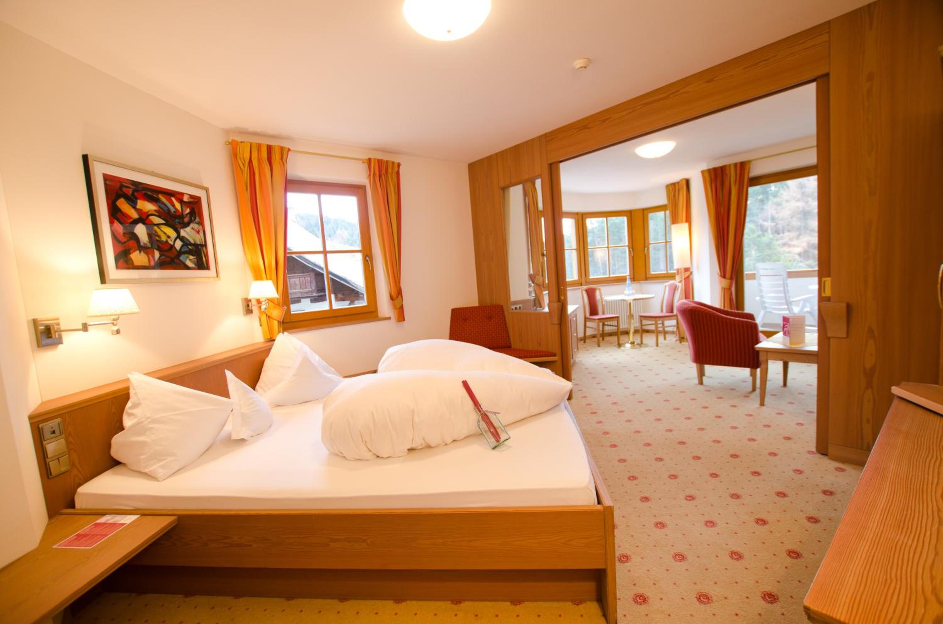 Junior Suite with Balcony photo 1