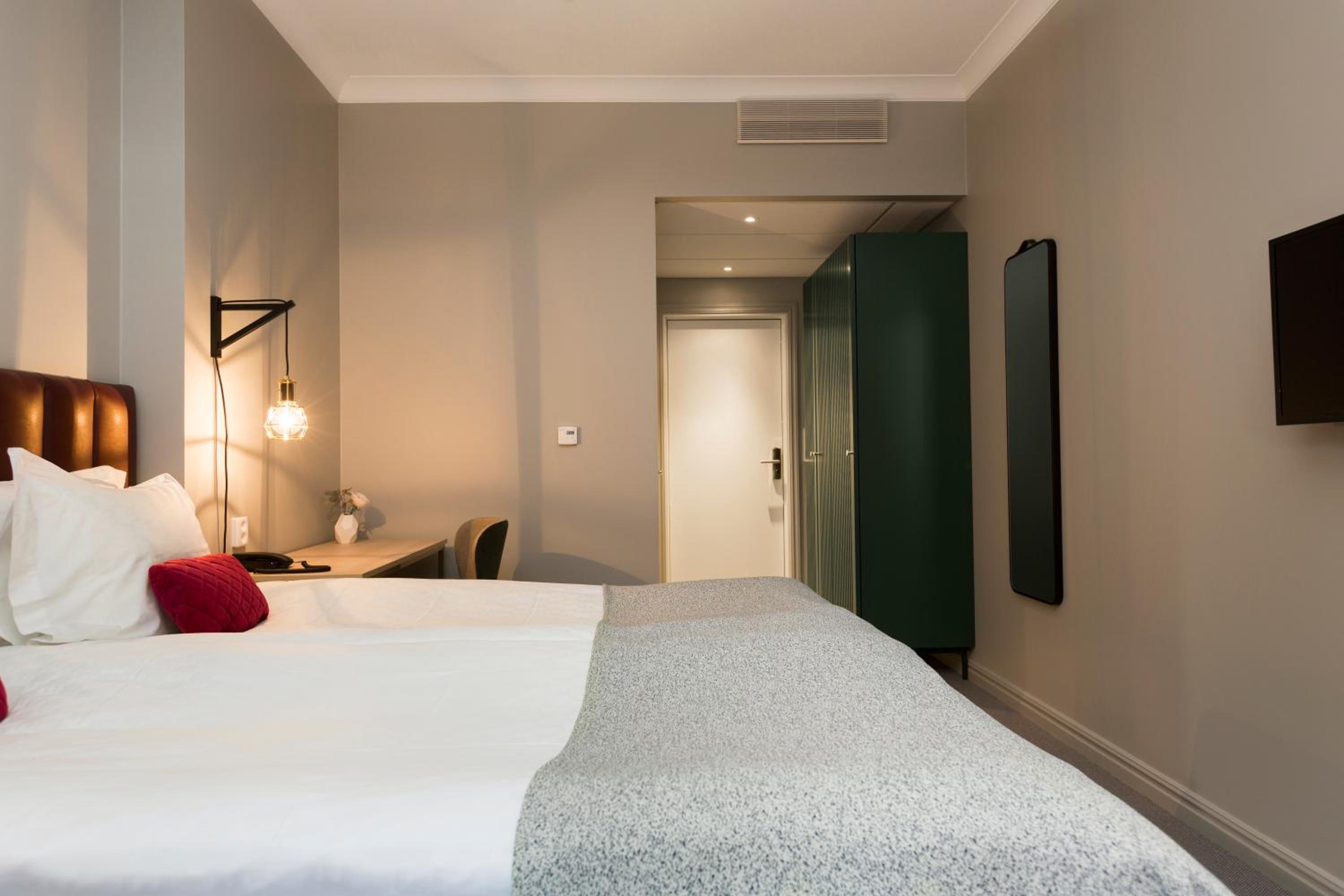 Superior Twin or Double Room