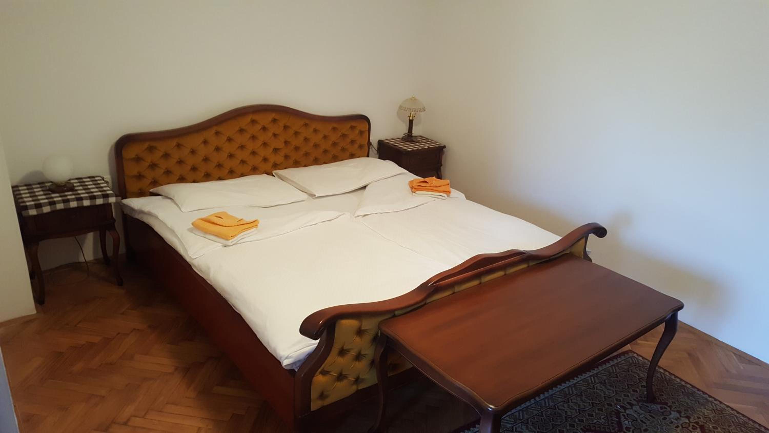 Double Room - Photo 5