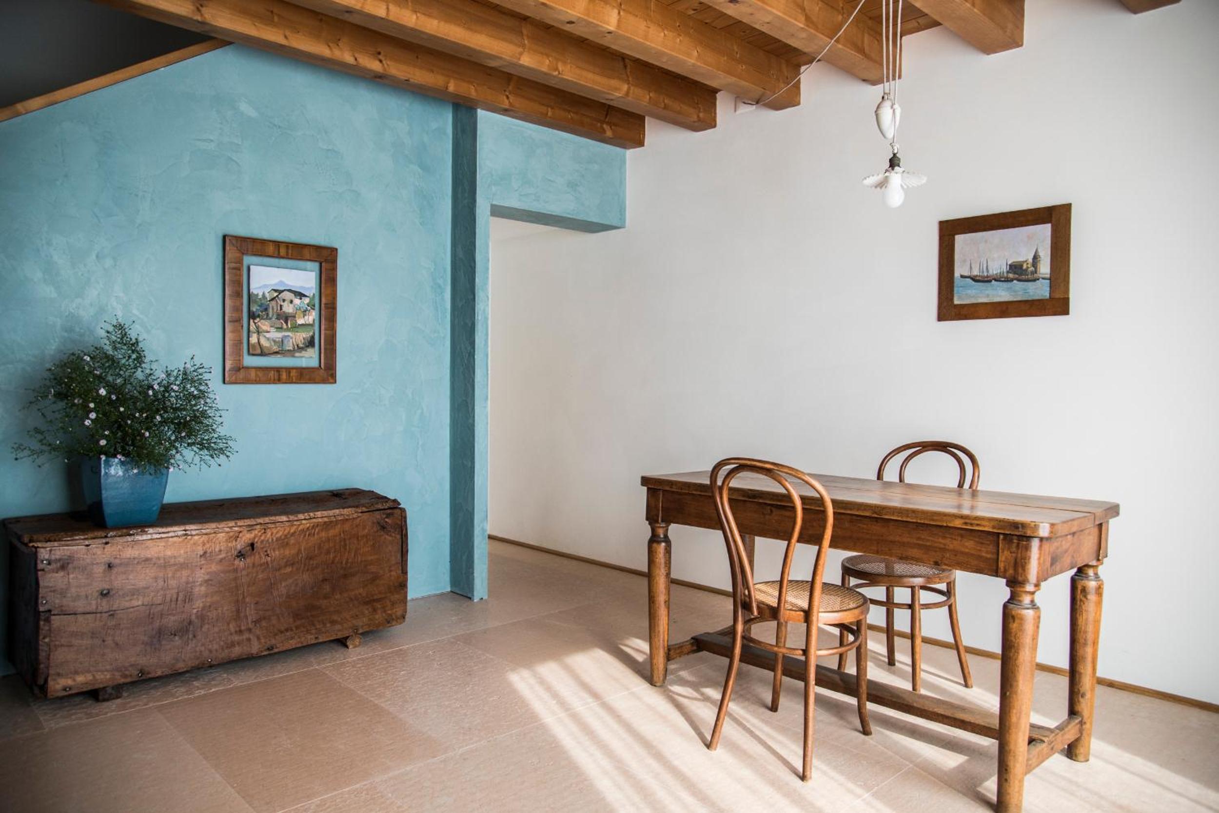 Apartment - Split Level