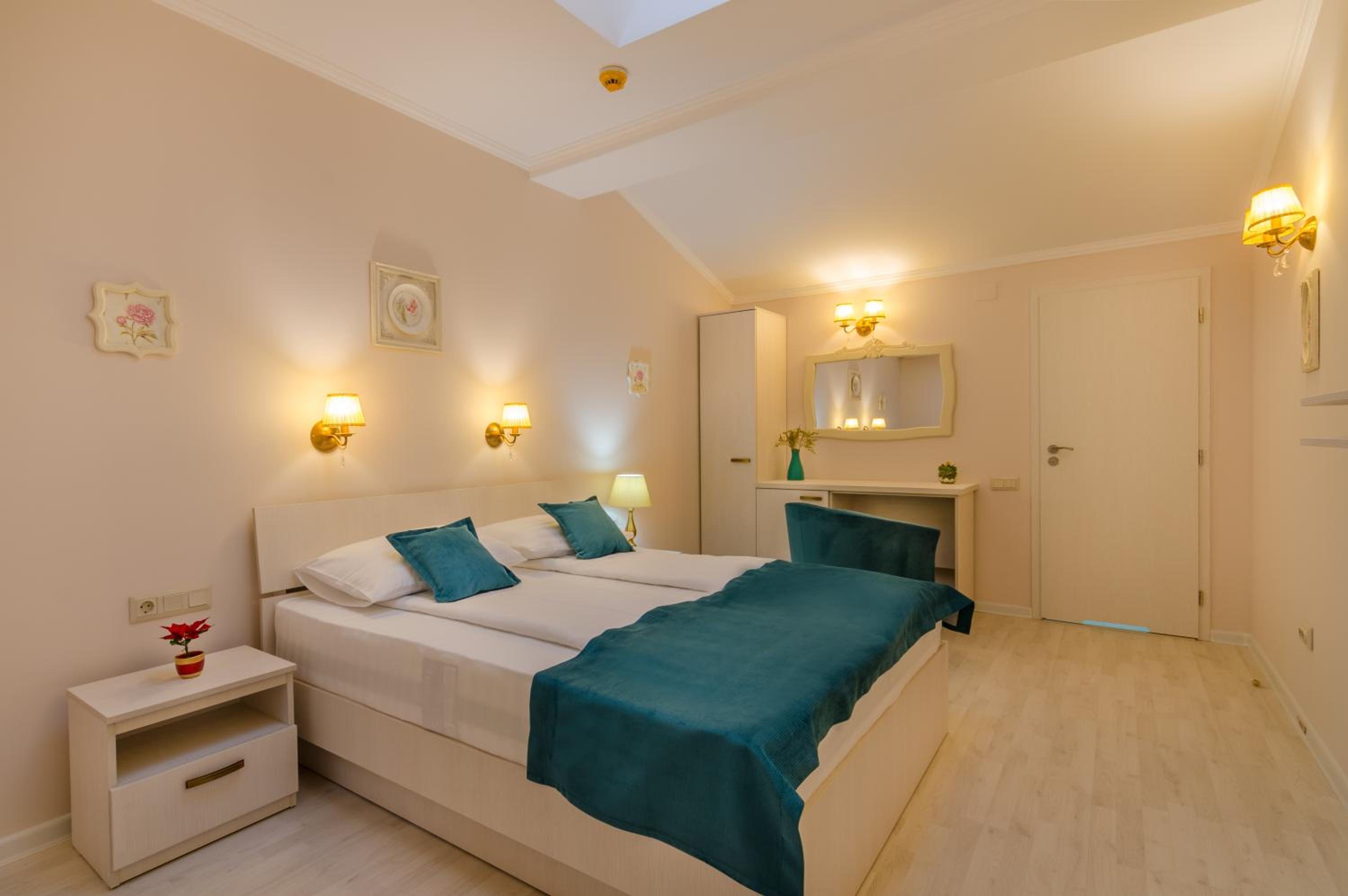 Single Room photo 3