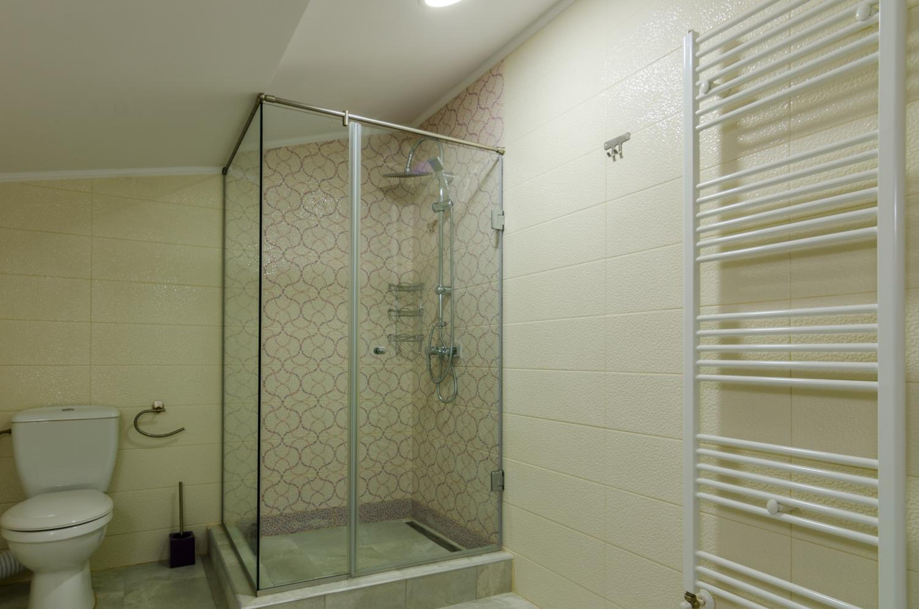 Double or Twin Room - Photo 2