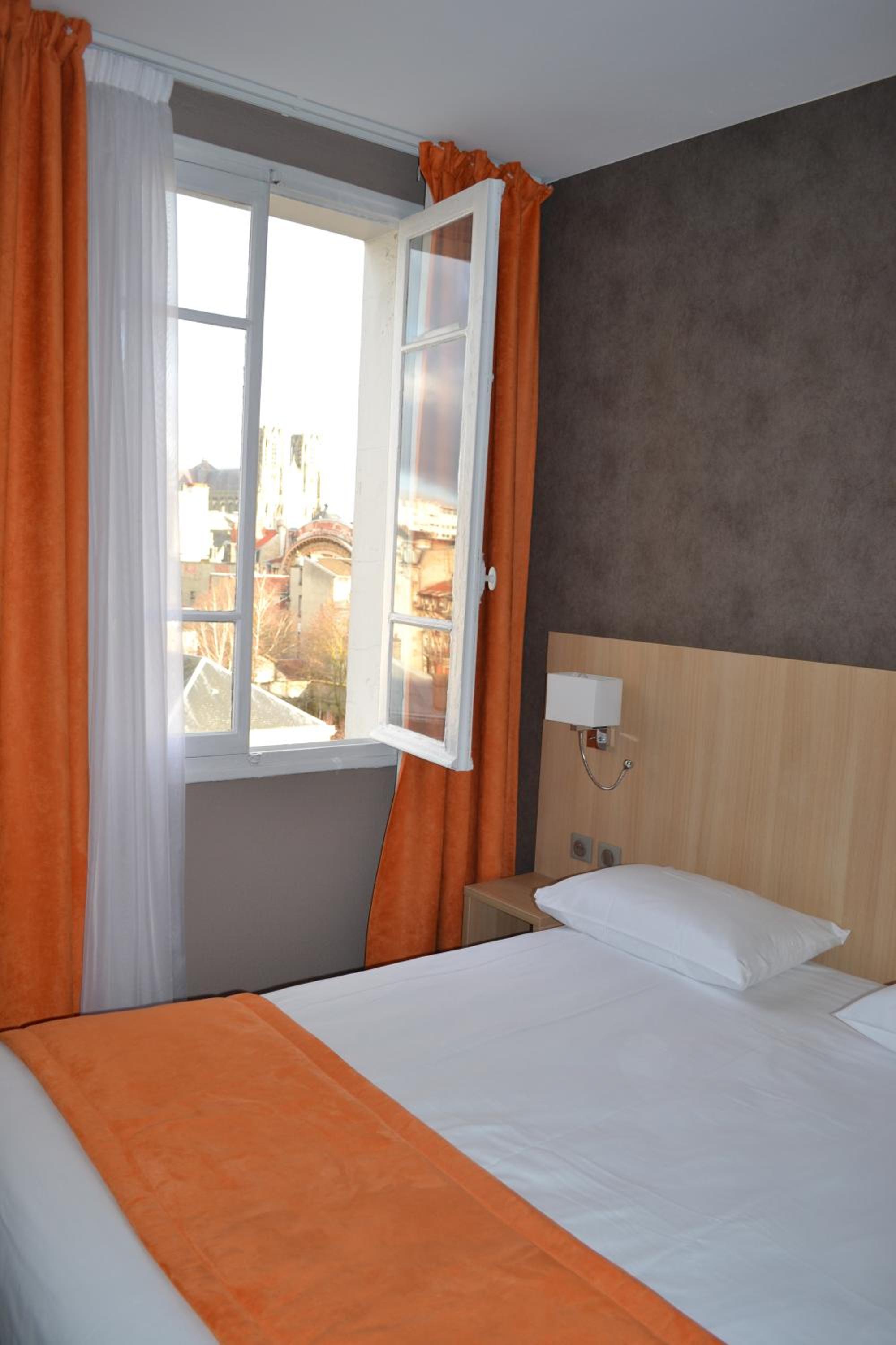 Double Room - Photo 1