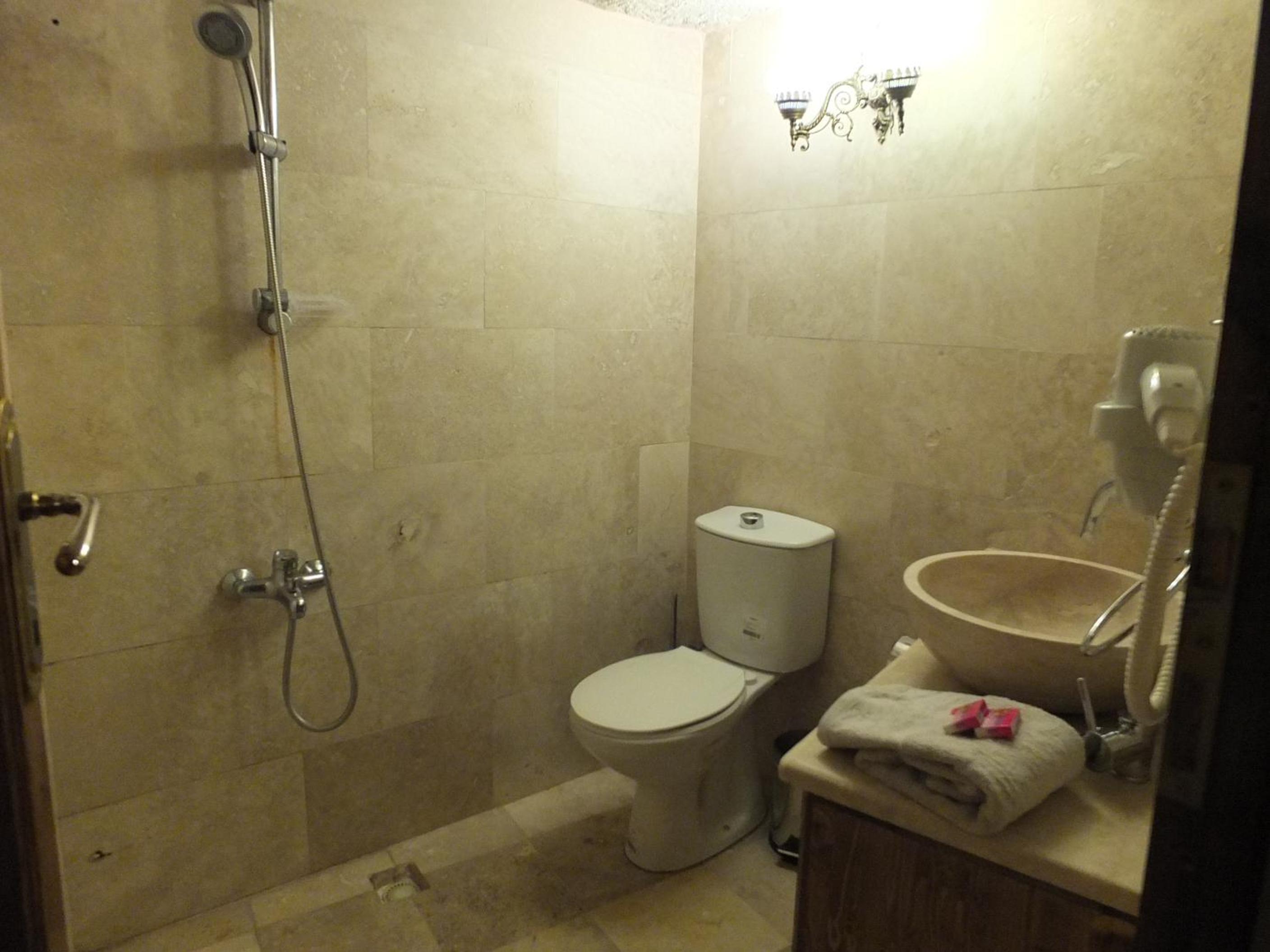 Deluxe Double Room - Photo 7