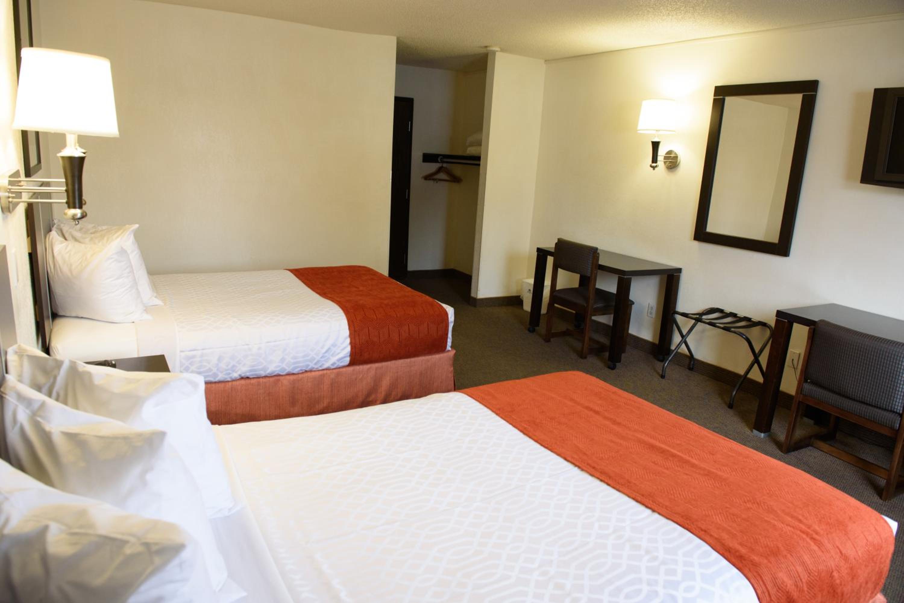 Standard Double Room - Photo 5