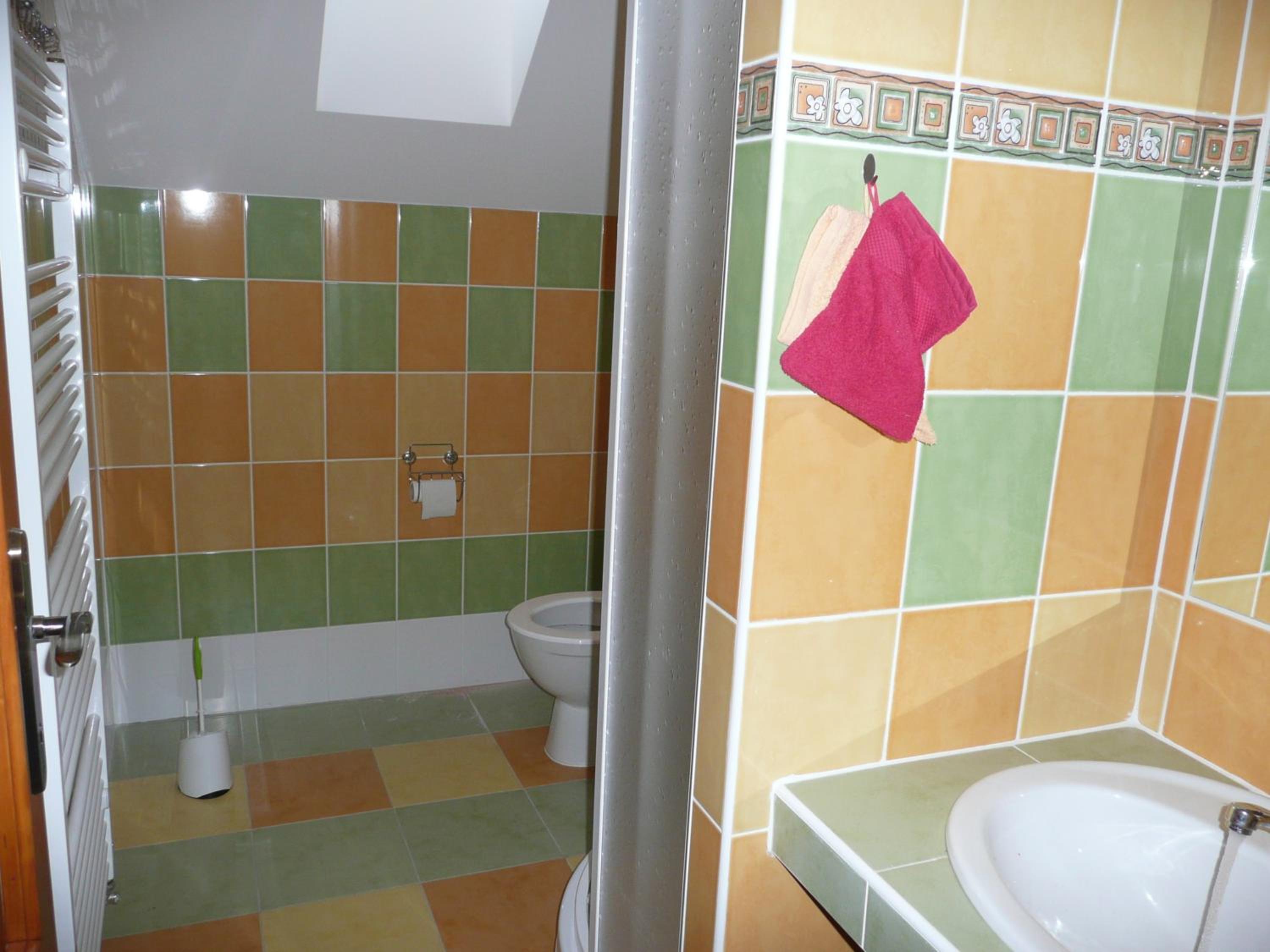 Two-Bedroom Apartment with Balcony (4 Adults) photo 3