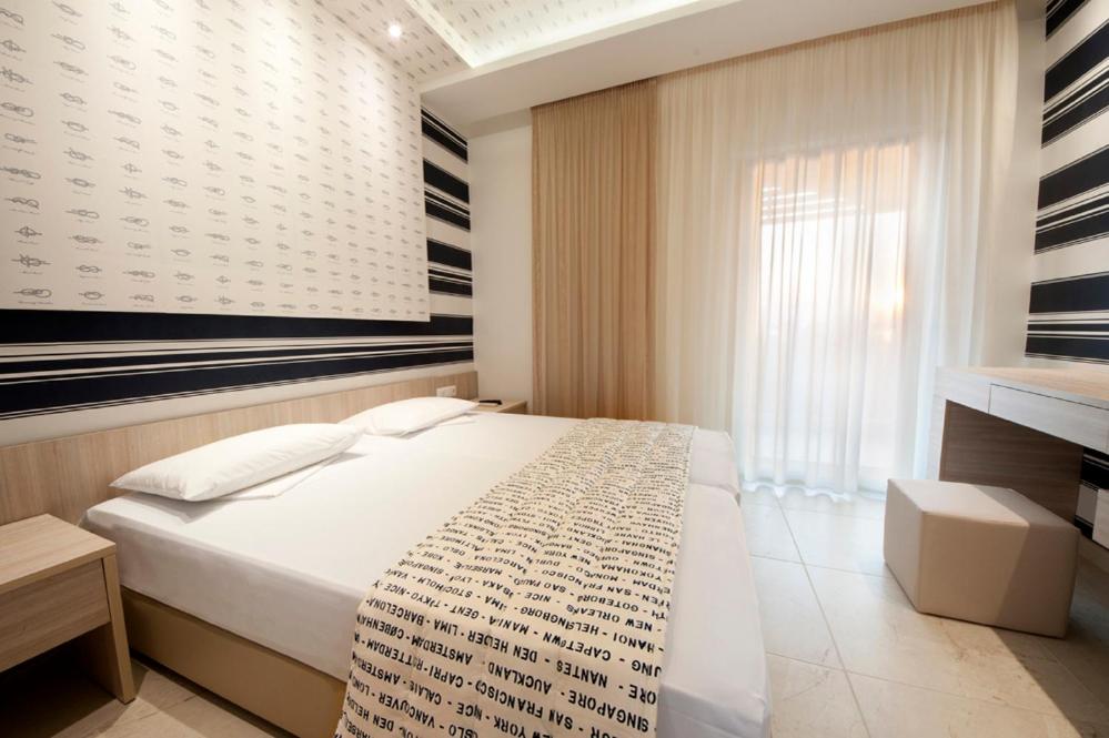 Boutique Double Room - Photo 6