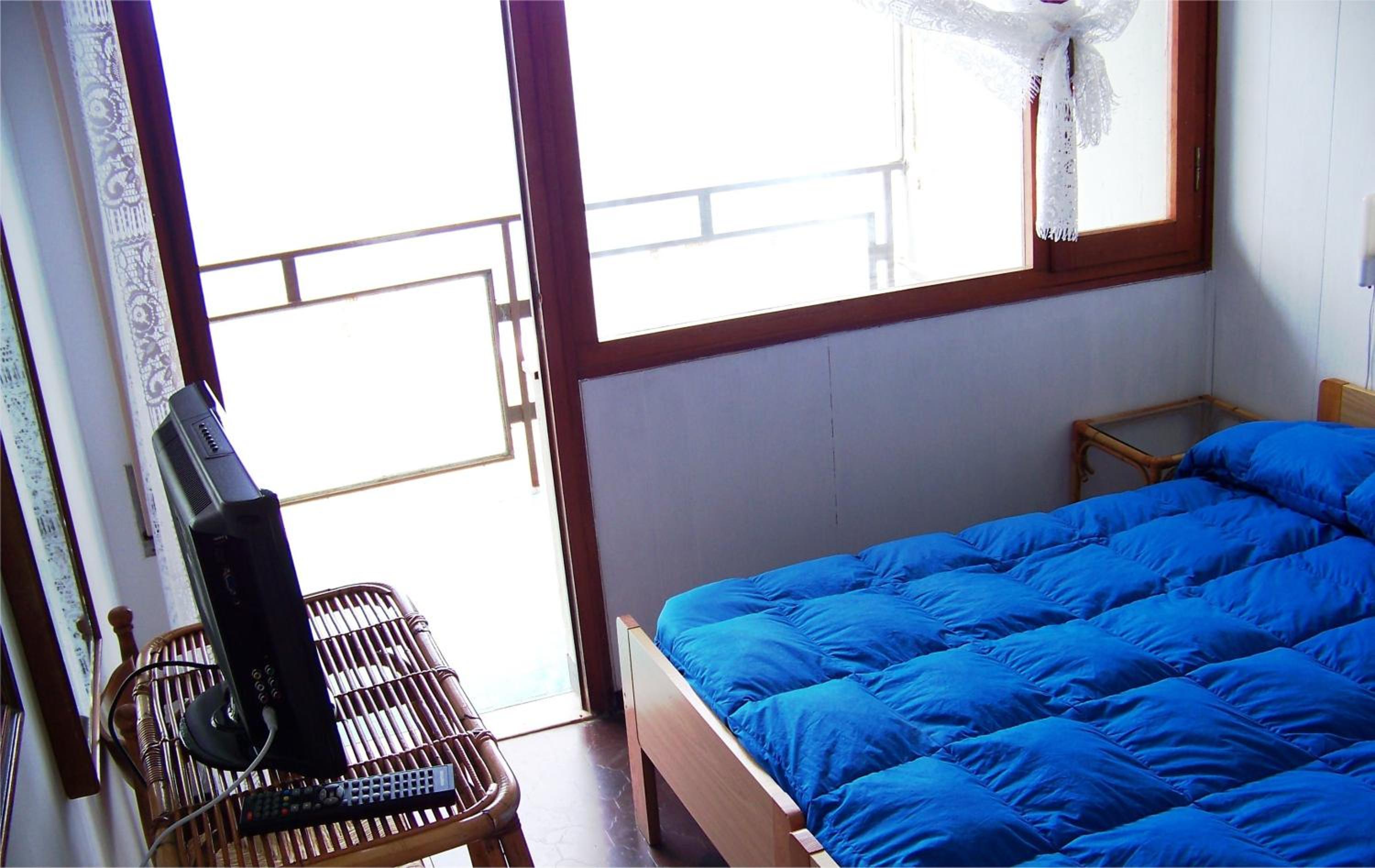 Economy Double Room with Sea View