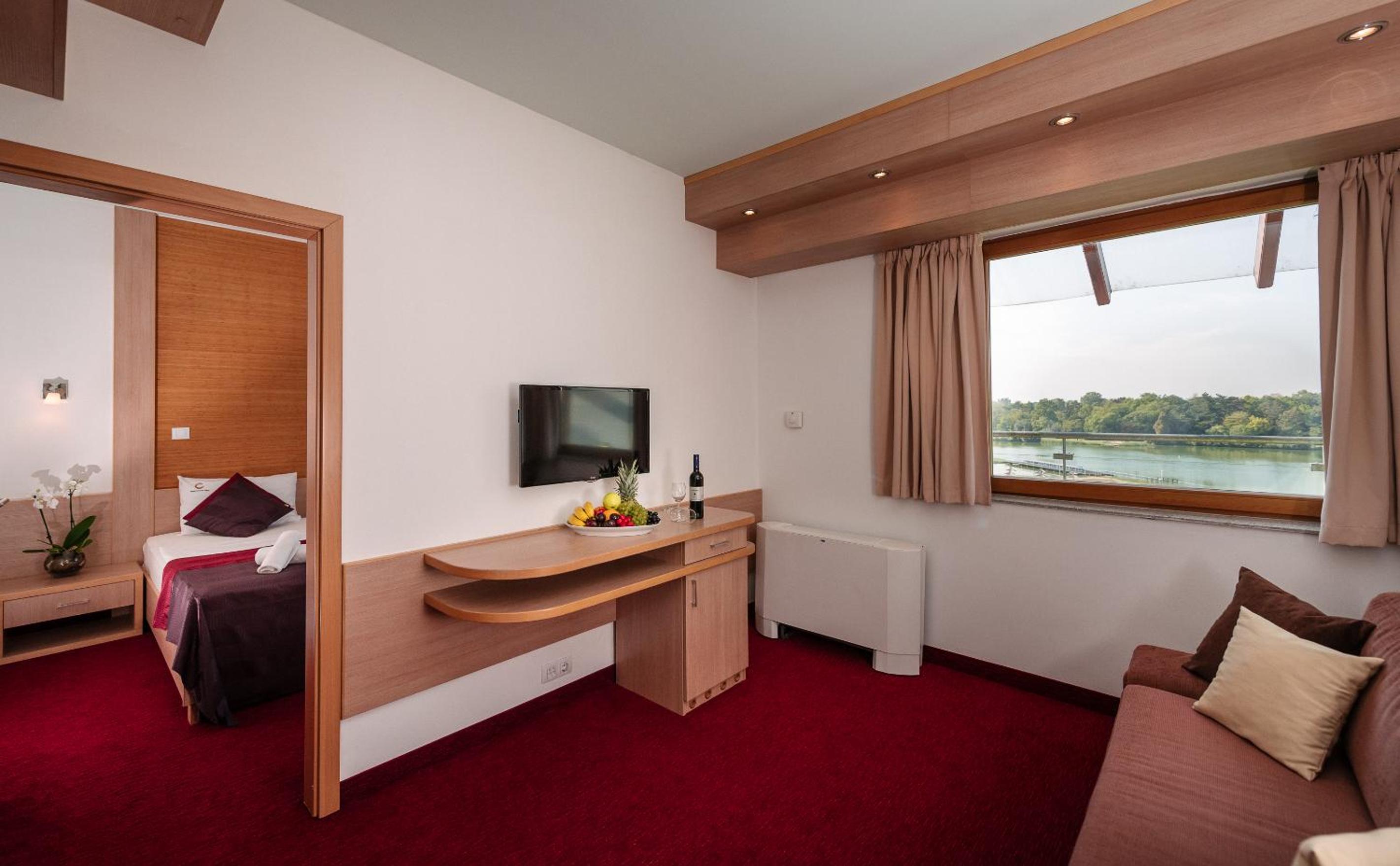 Superior Apartment photo 1