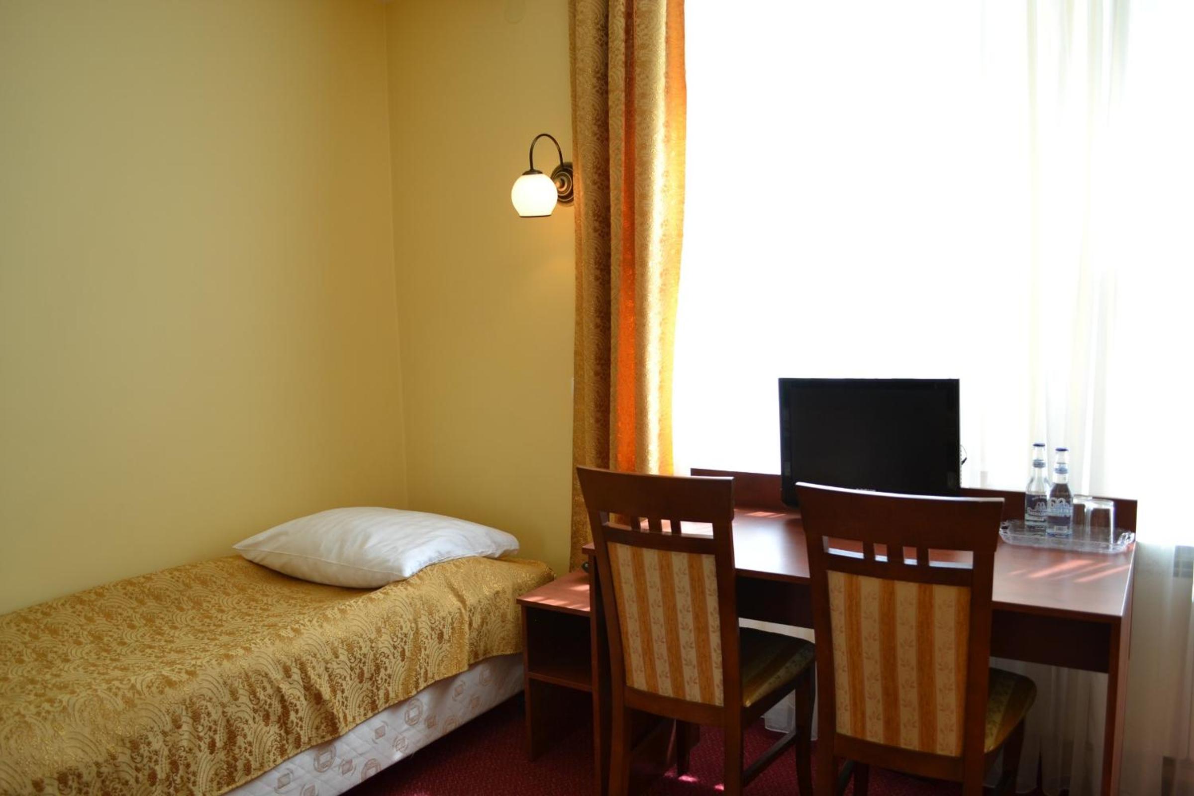 Single Room photo 2