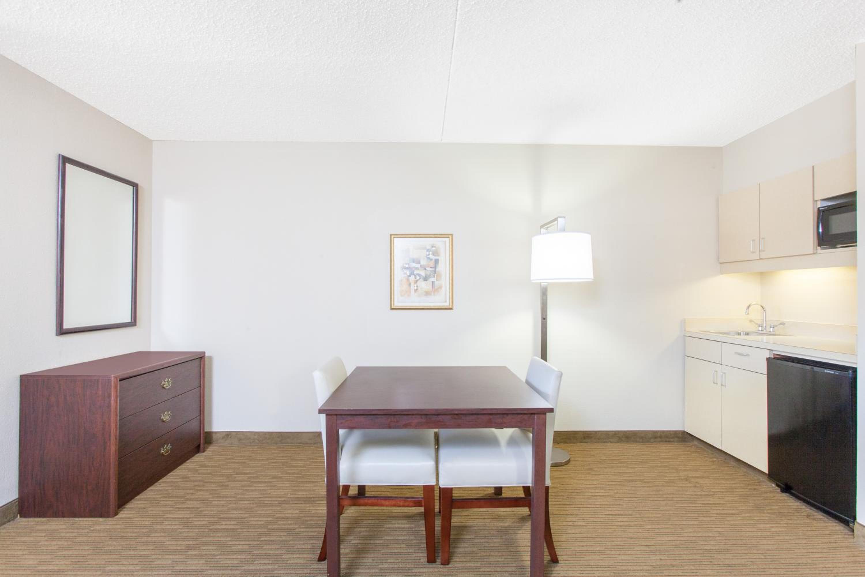 Standard Double Suite - Non Smoking - Photo 2