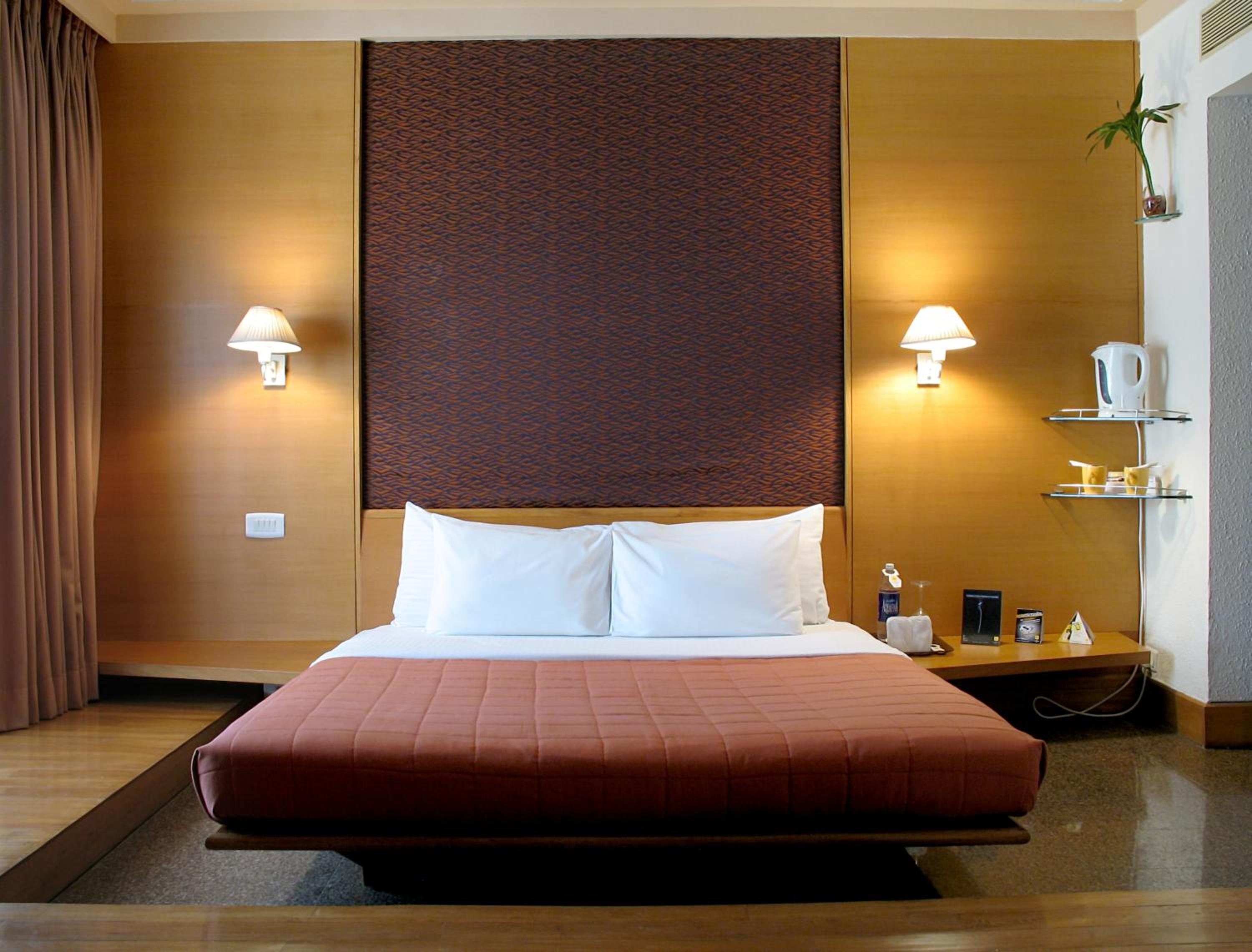 Suite Room with 20% discount on Food & Soft Beverage - Photo 1