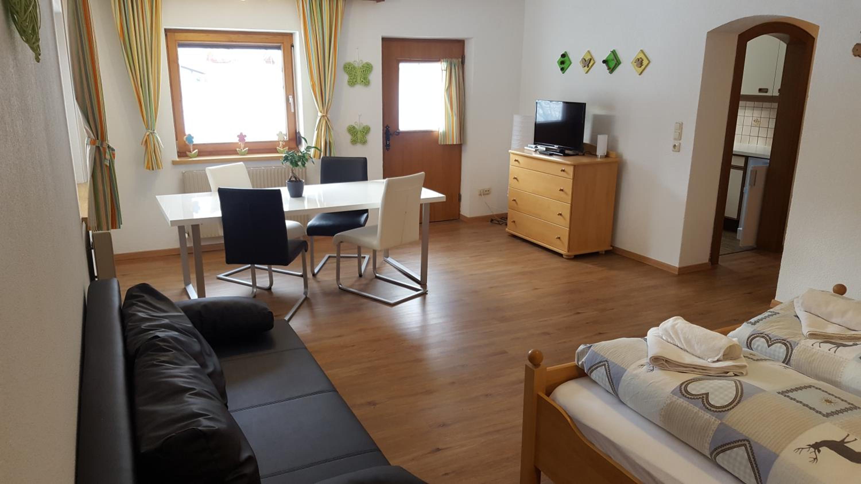 Comfort Studio Apartment photo 3