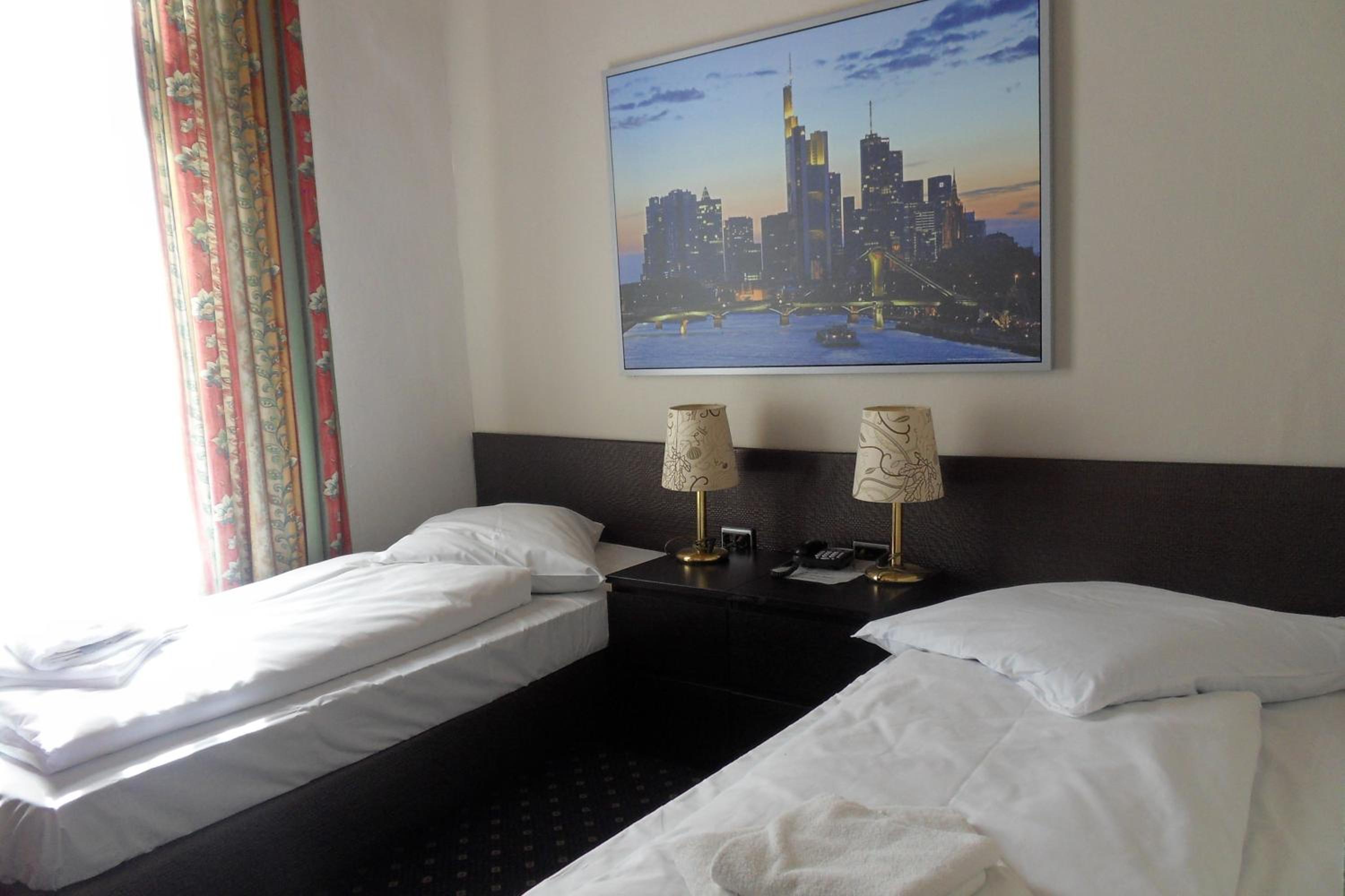 Double Room - Photo 14