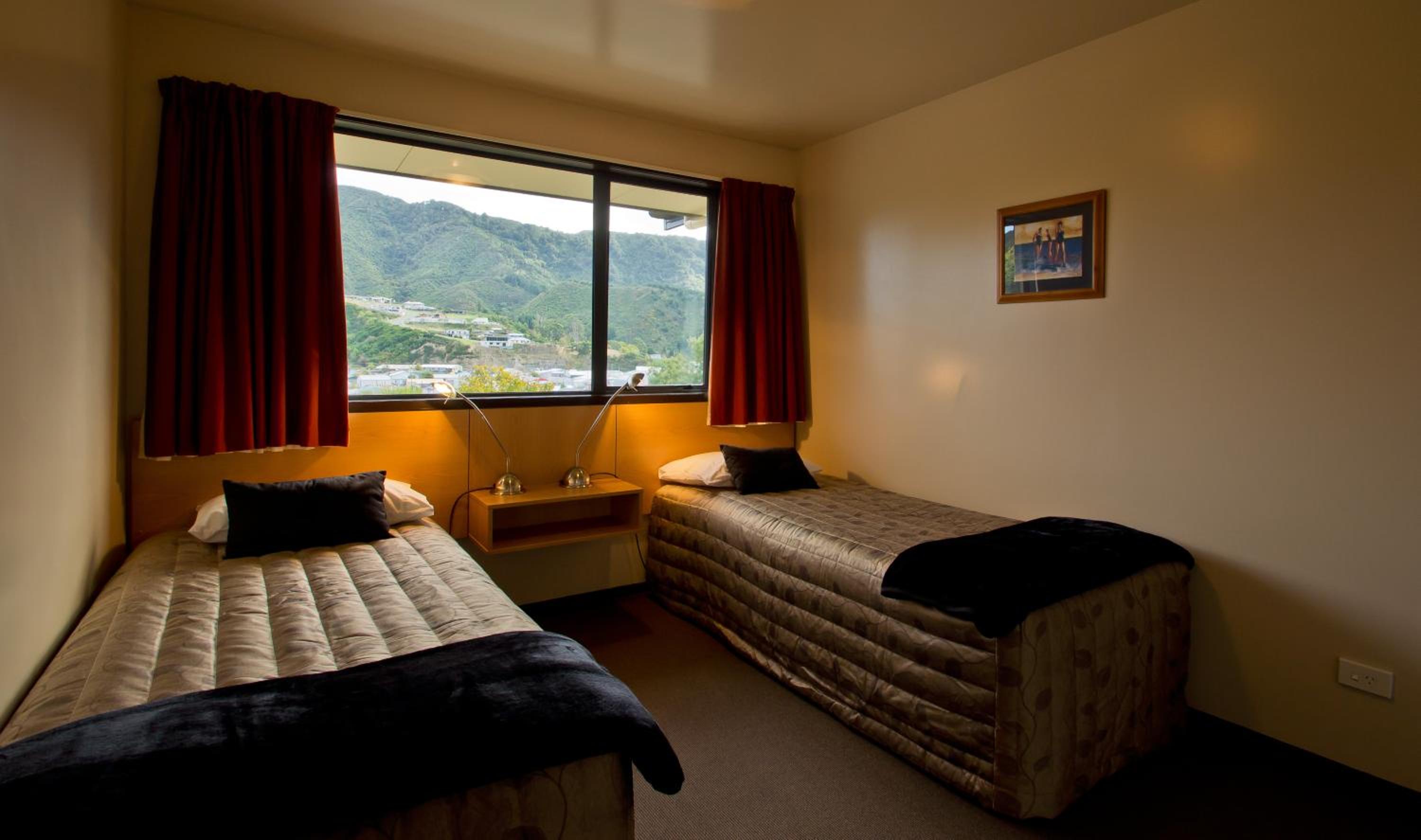 Executive Two-Bedroom Apartment photo 2