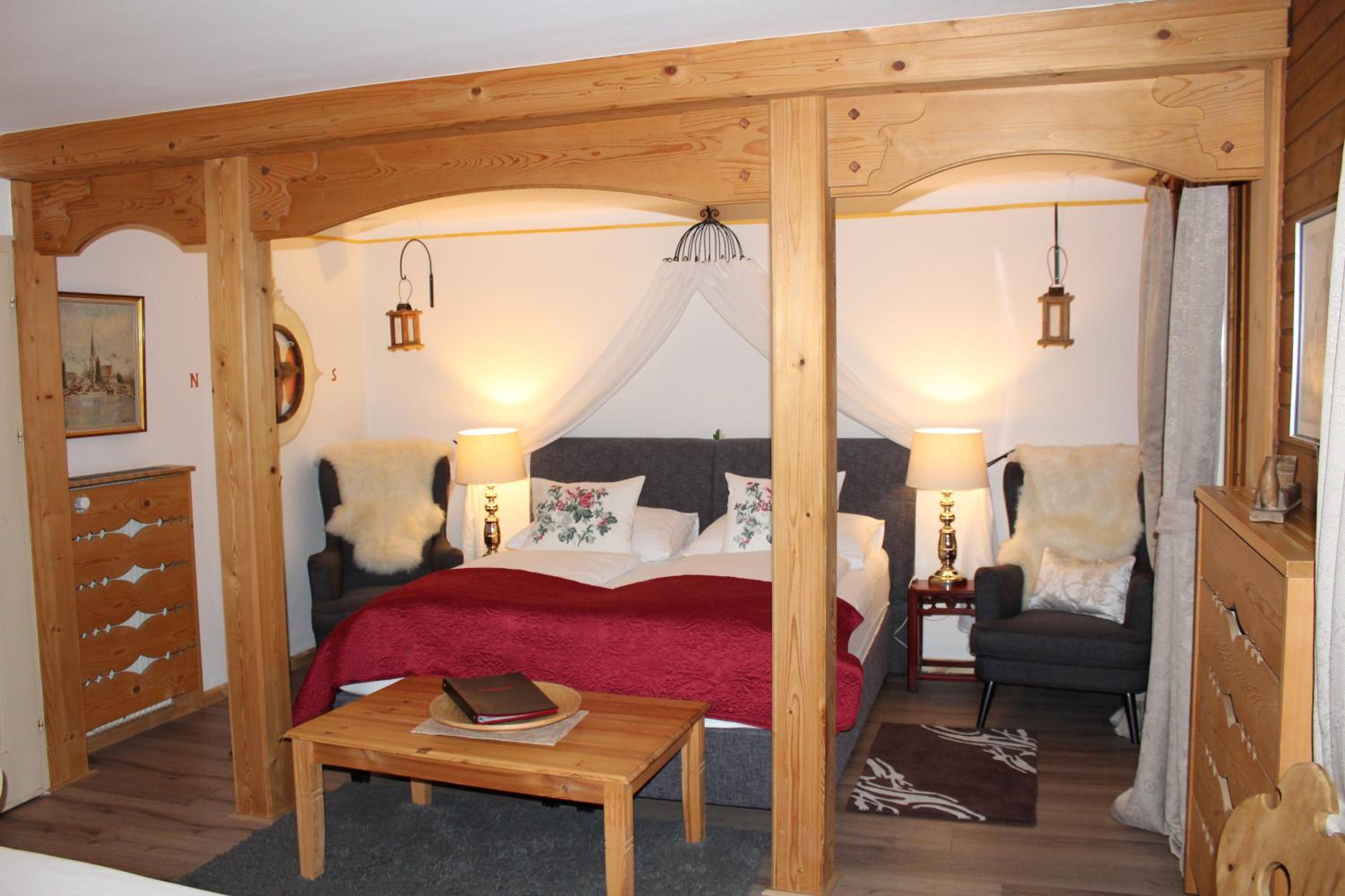 Junior Suite (2 Adults + 2 Children) - Photo 1