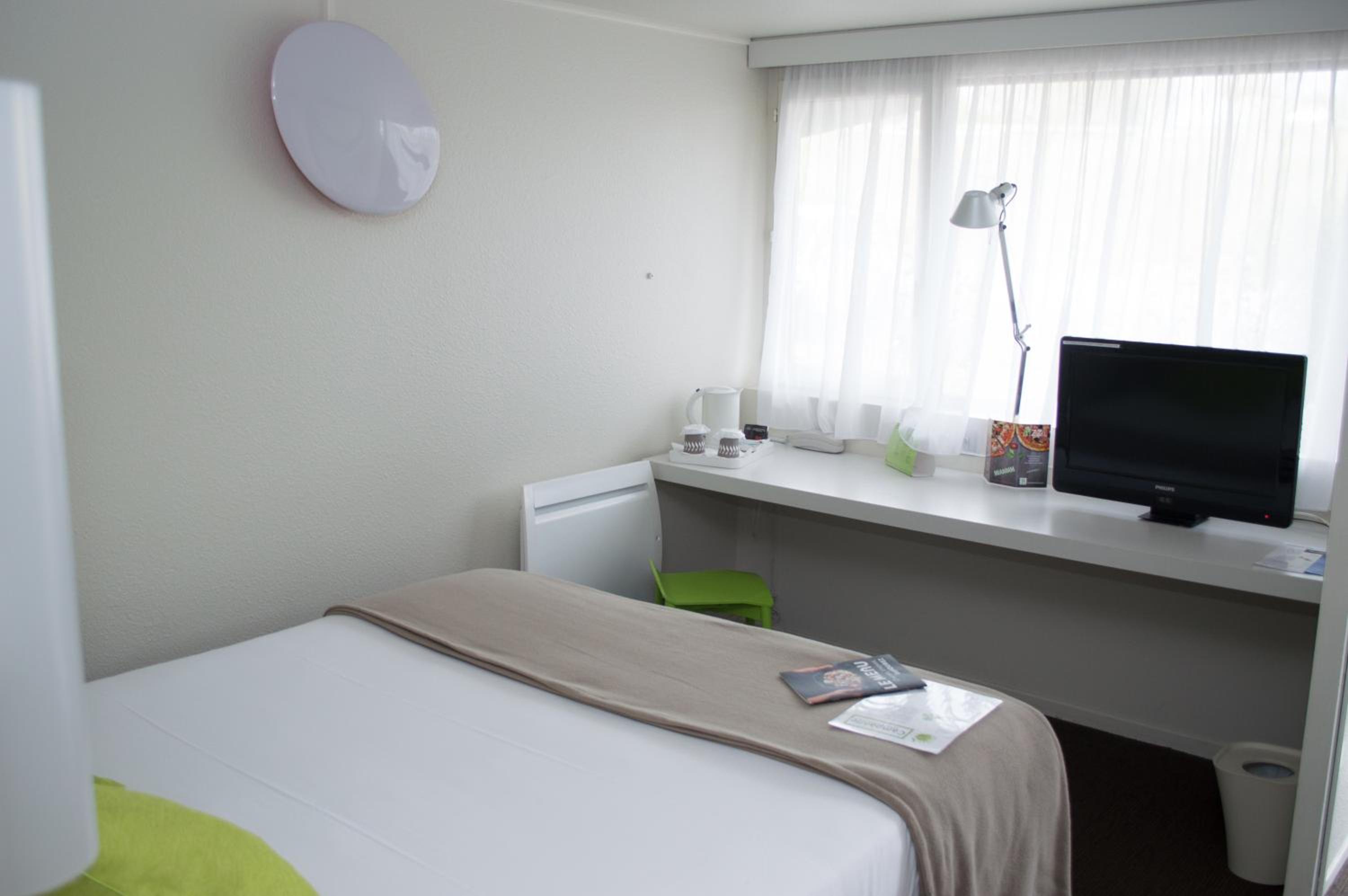 Double Room - Photo 5