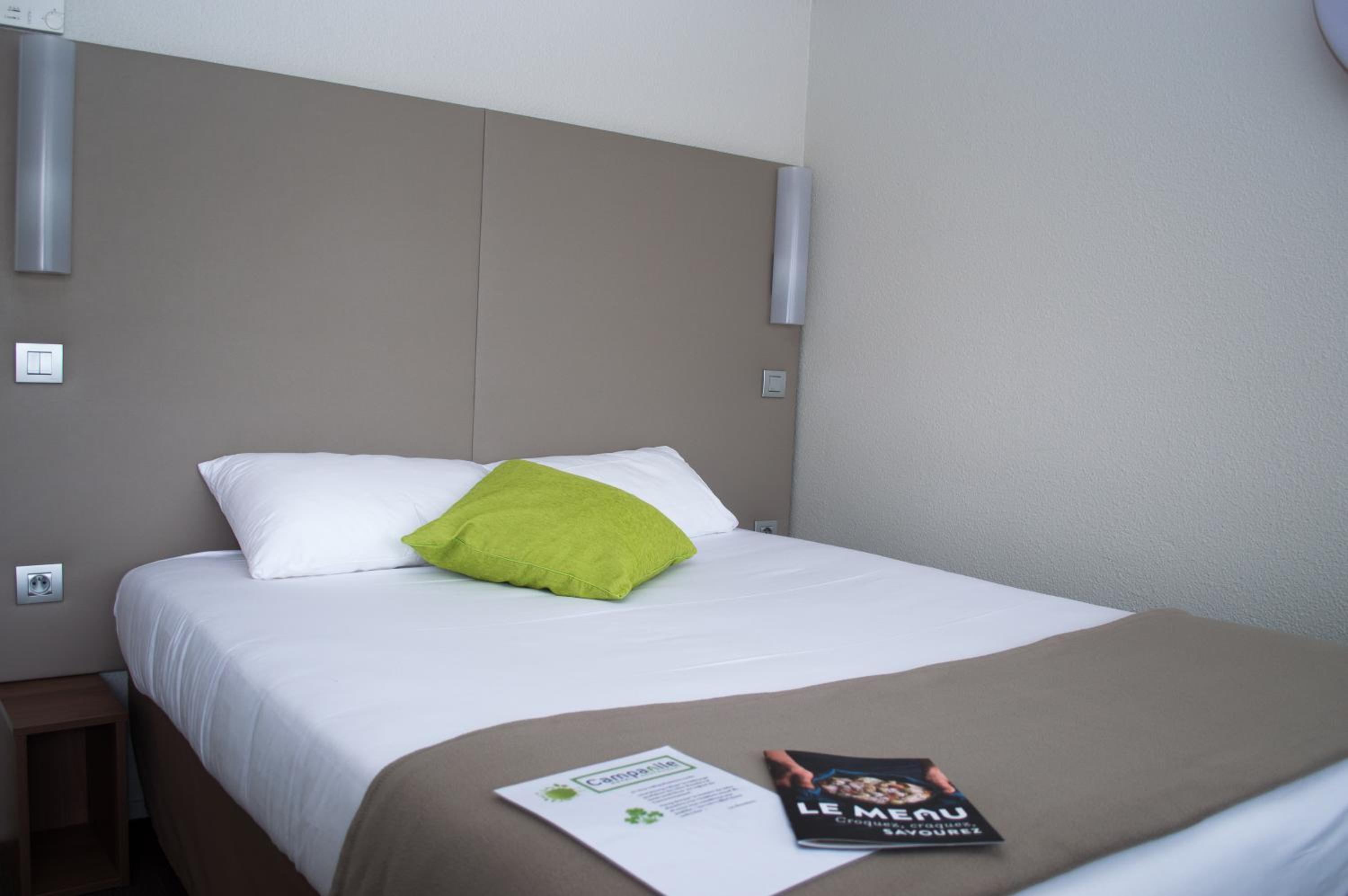 Double Room - Photo 7