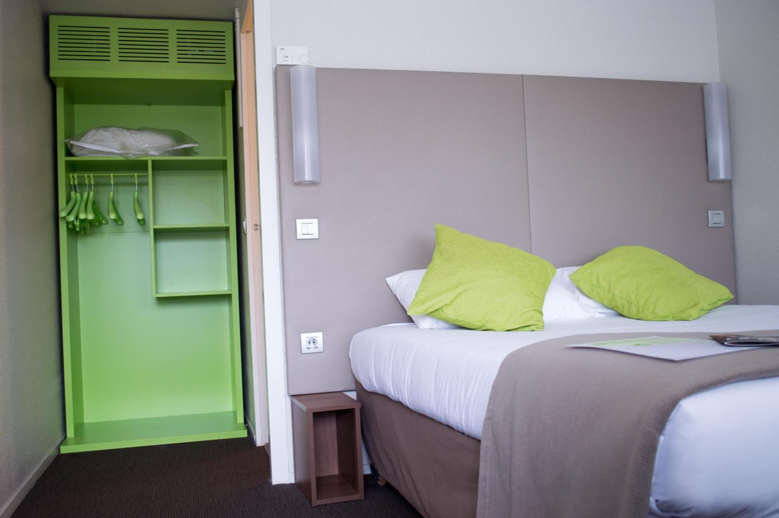 Double Room - Photo 6