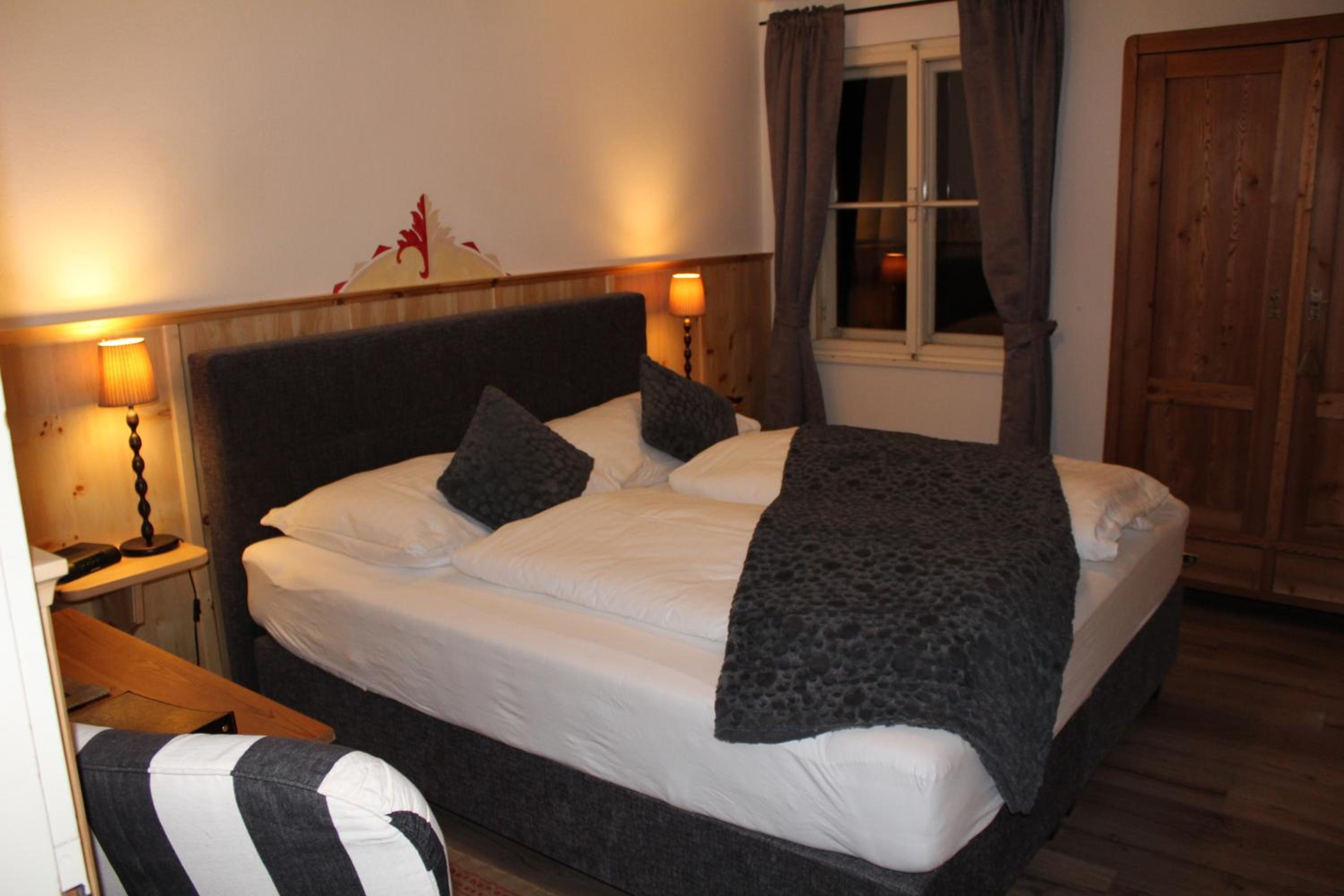 Double Room - Photo 3