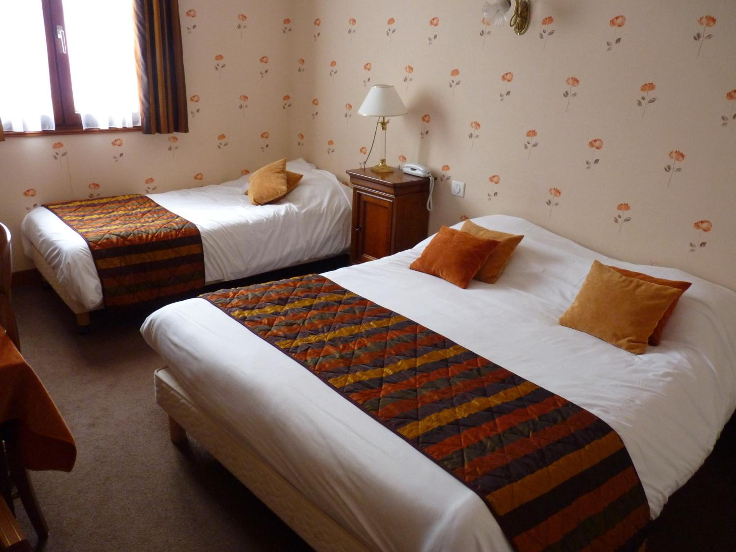 Standard Triple Room photo 3