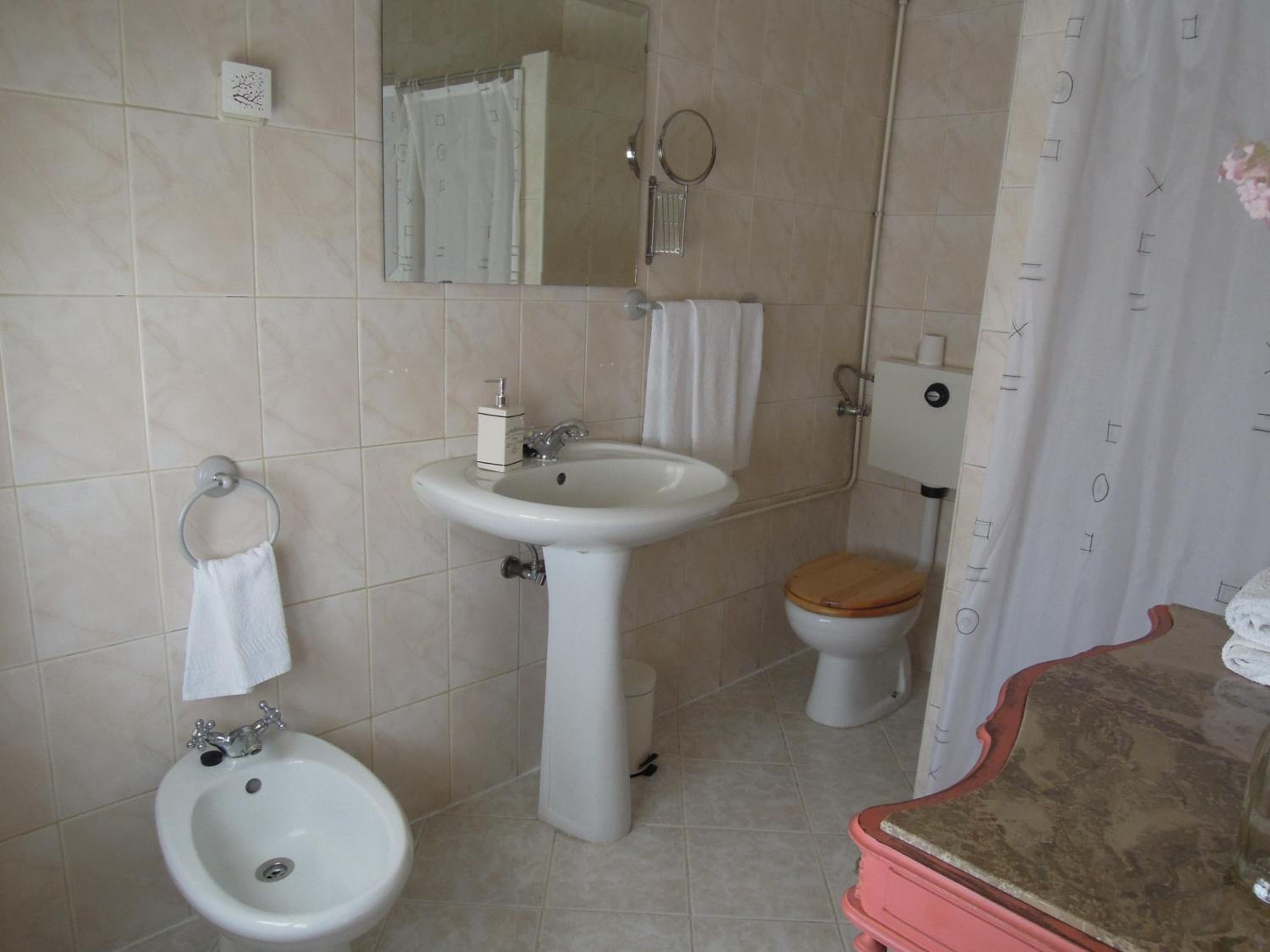 Triple Room - Photo 8