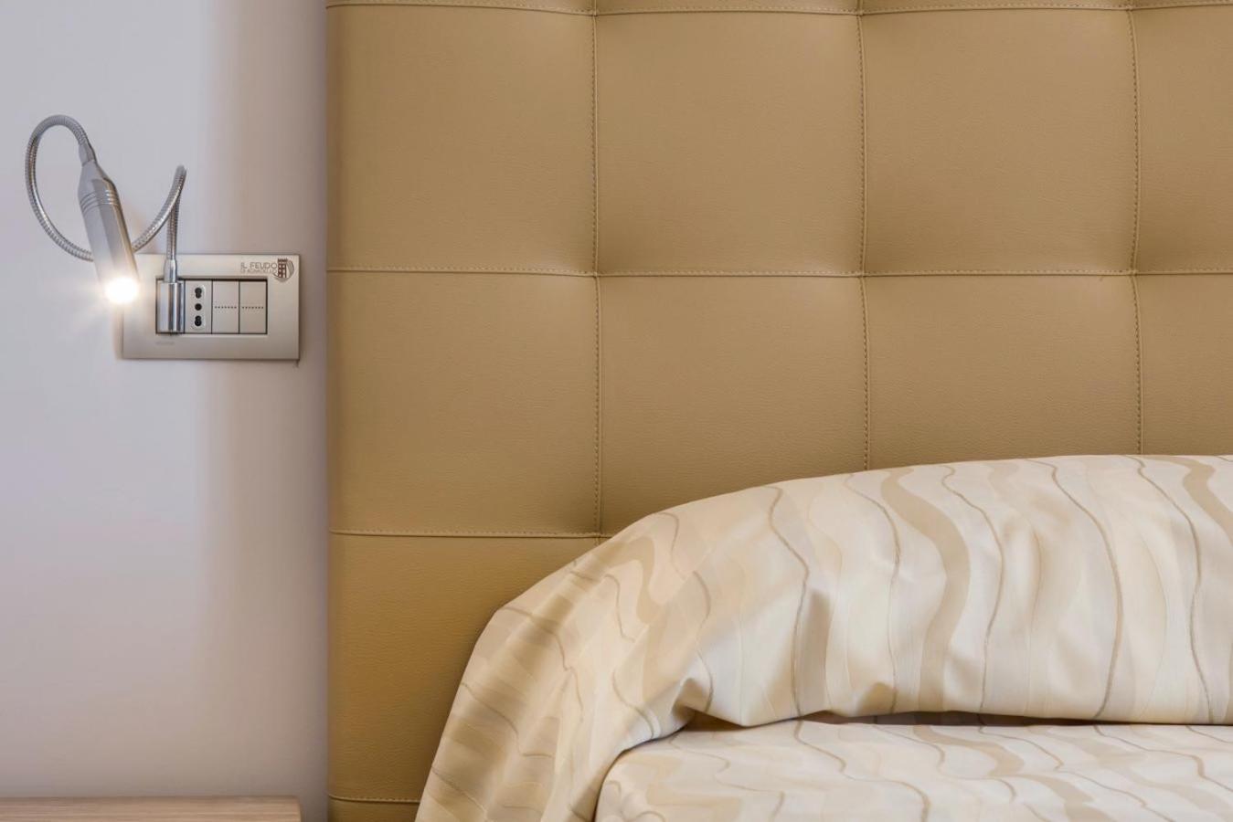 Standard Twin Room - Photo 1