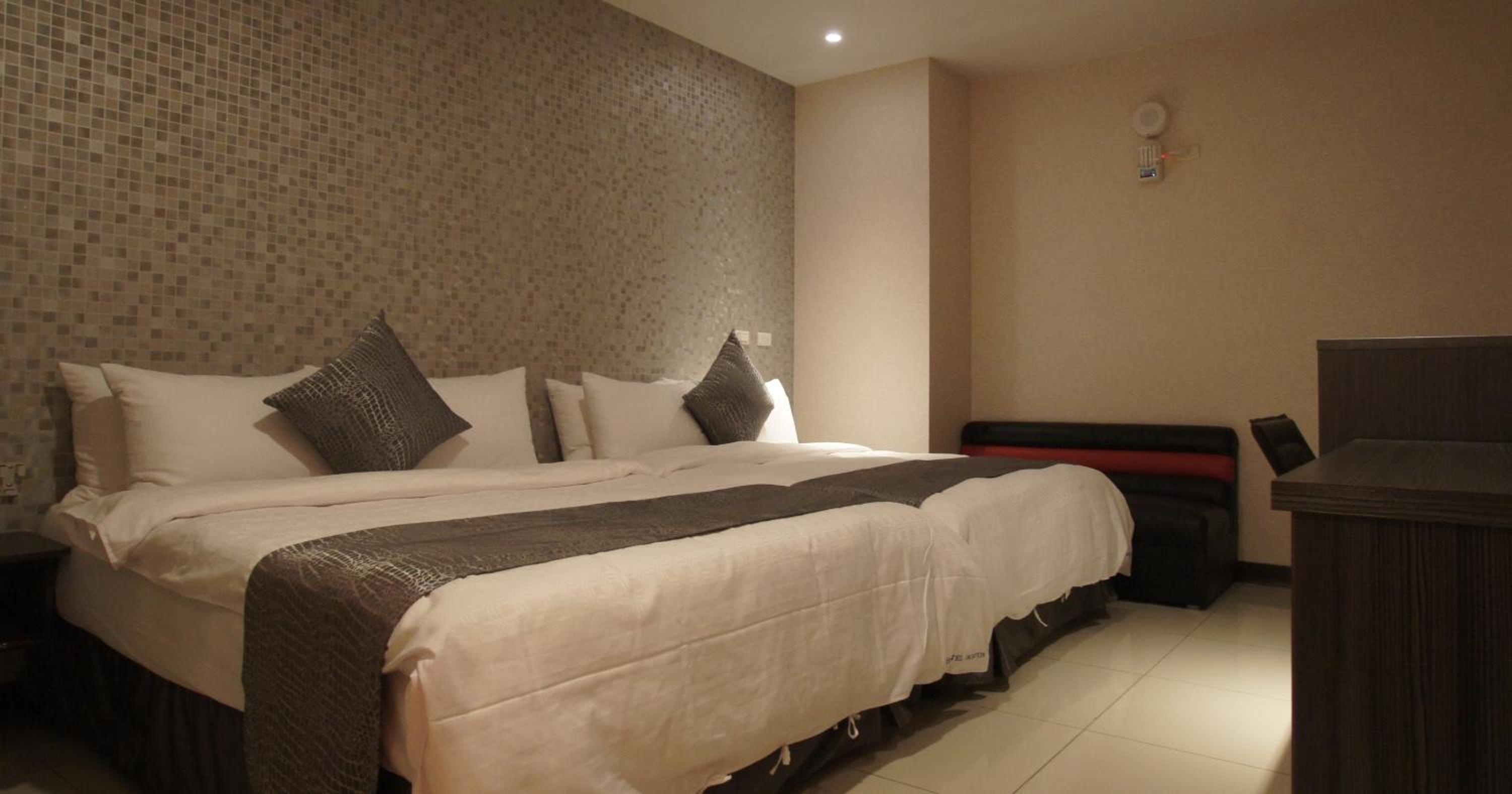 Quadruple Room photo 1