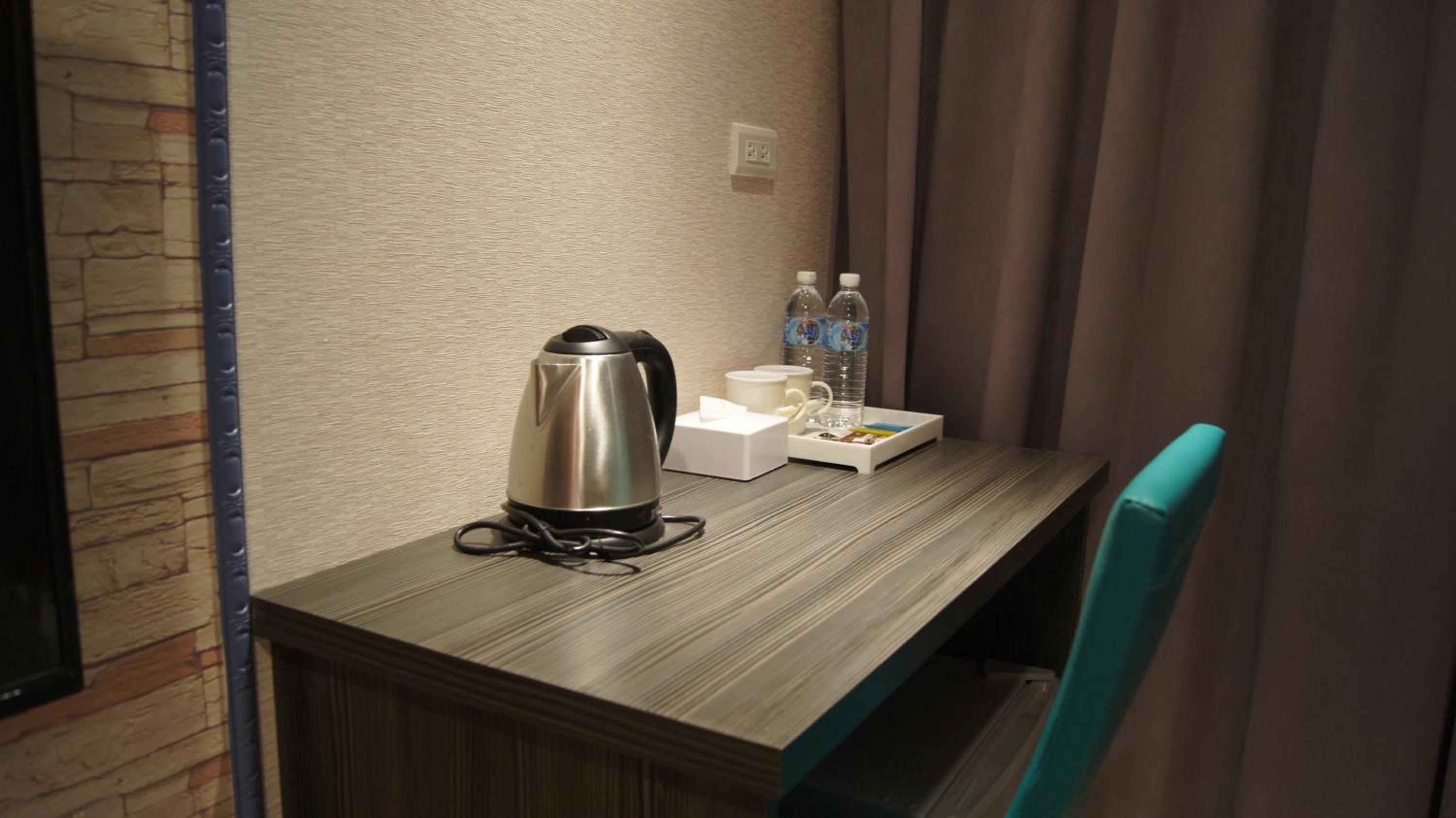 Budget Twin Room photo 2