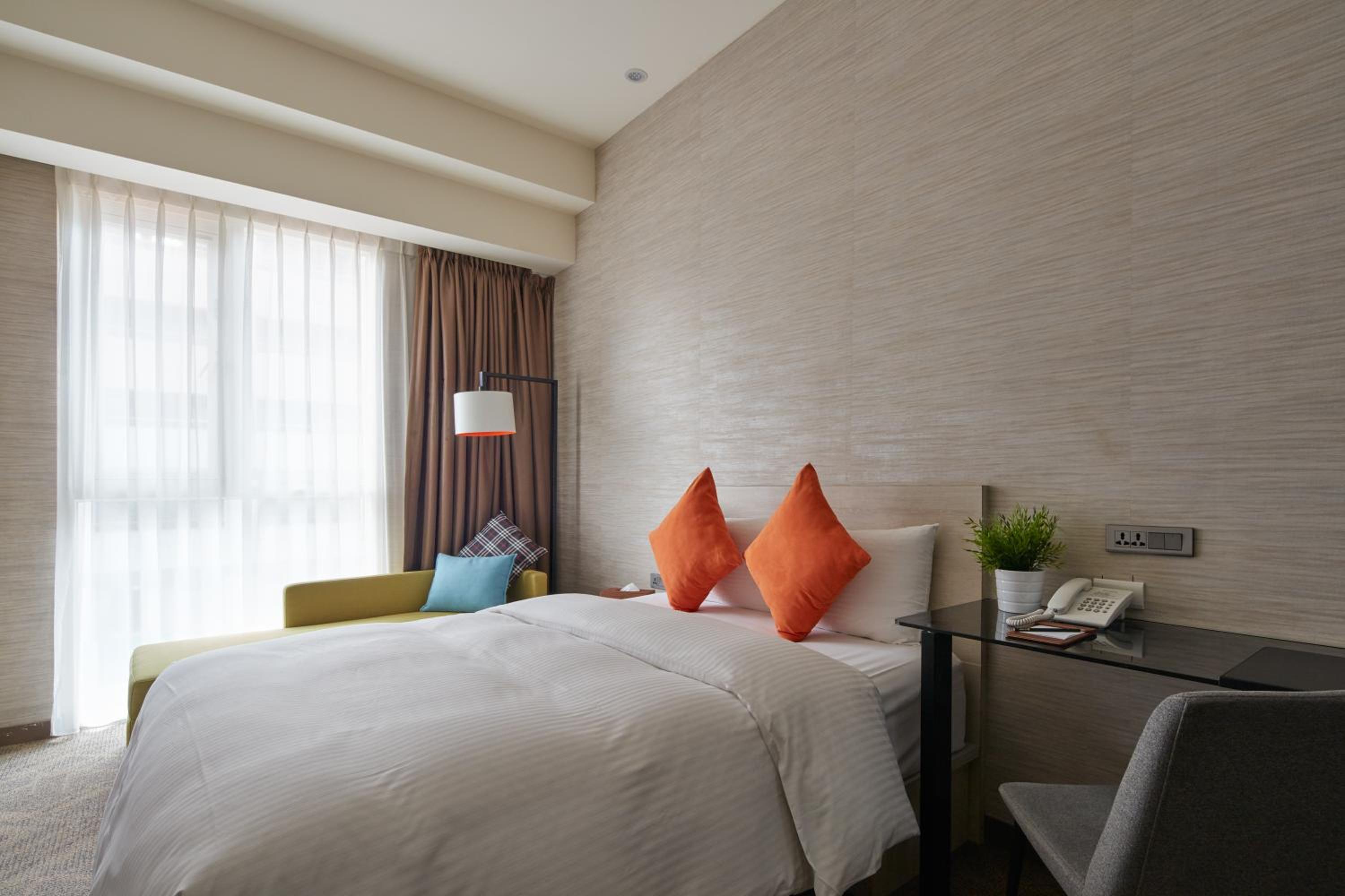 Deluxe Double Room photo 2