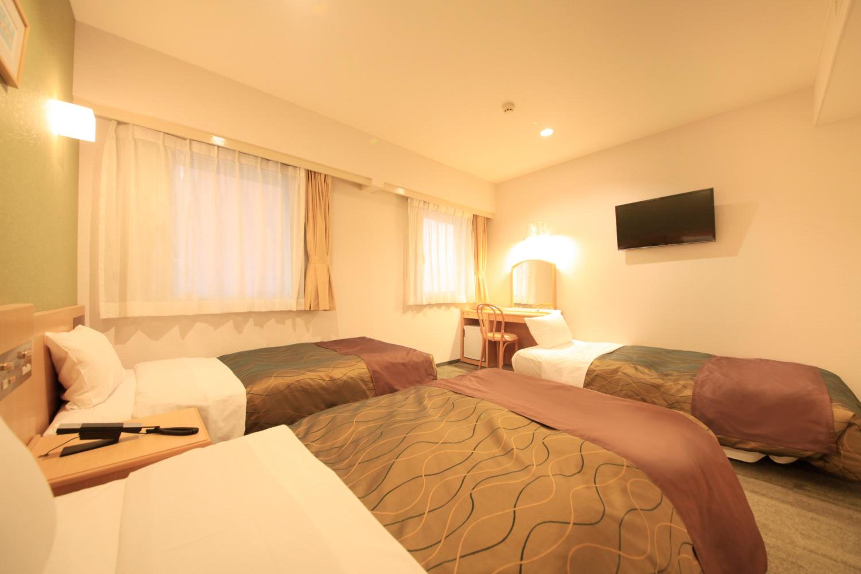 Triple Room -Non-Smoking photo 3