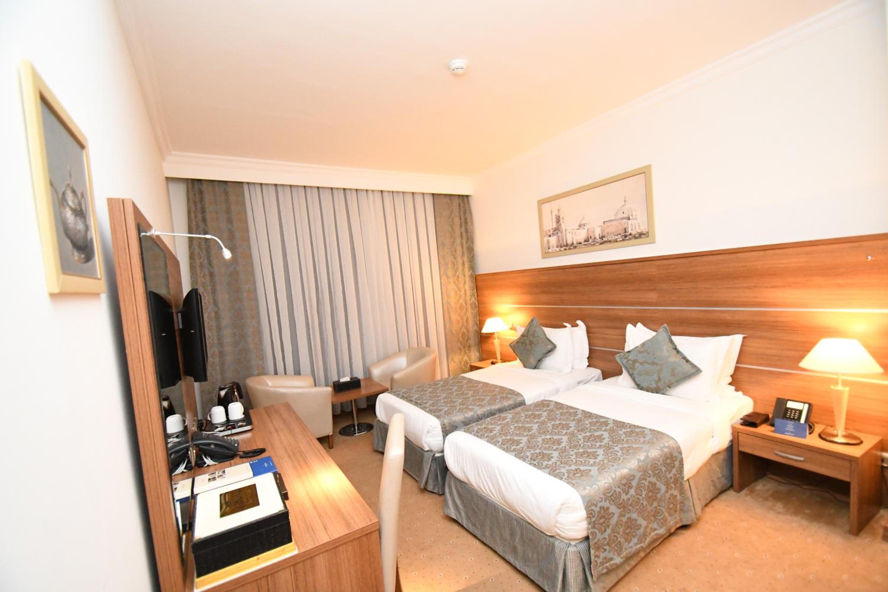Twin Room - Photo 4