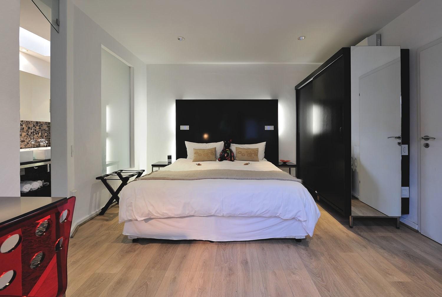 Deluxe Double Room with Patio - Photo 1