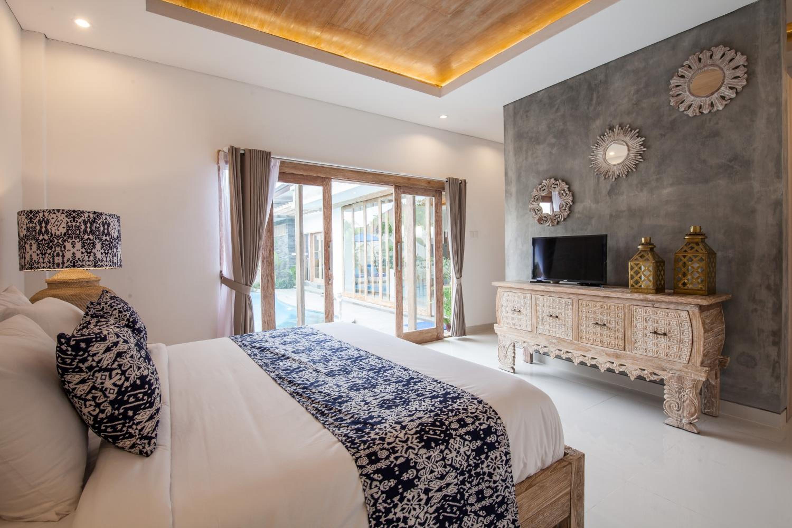 Ambermoon Villa 2 - Deluxe Two-Bedroom Pool Villa with Free One Time - Airport Pick Up - Photo 5