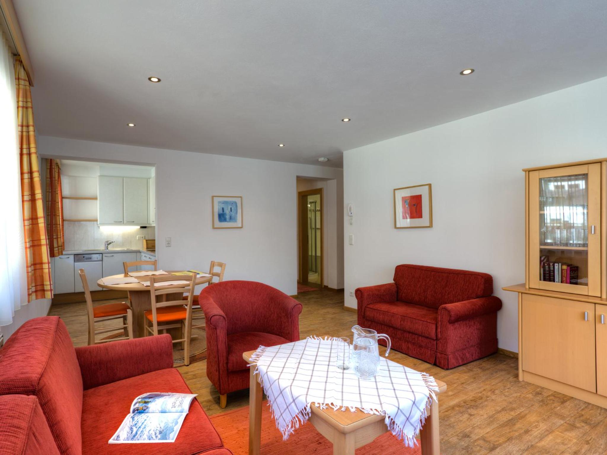 Apartment (4-6 Adults)